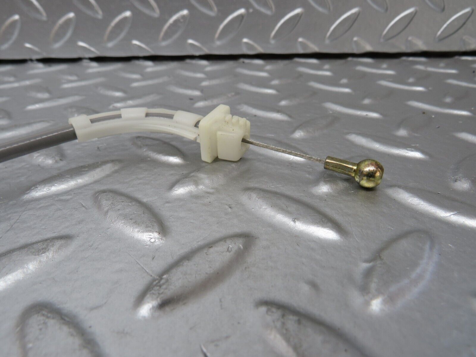 25033 Mercedes-Benz W140 S320 Ignition Switch Barrel Cable 1402901185