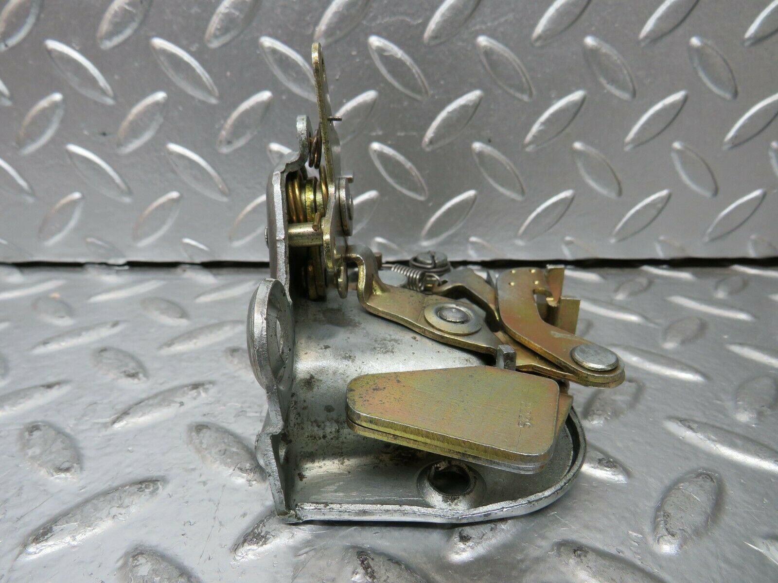 23460 Mercedes-Benz W114 280E Rear Right Door Lock Mechanism