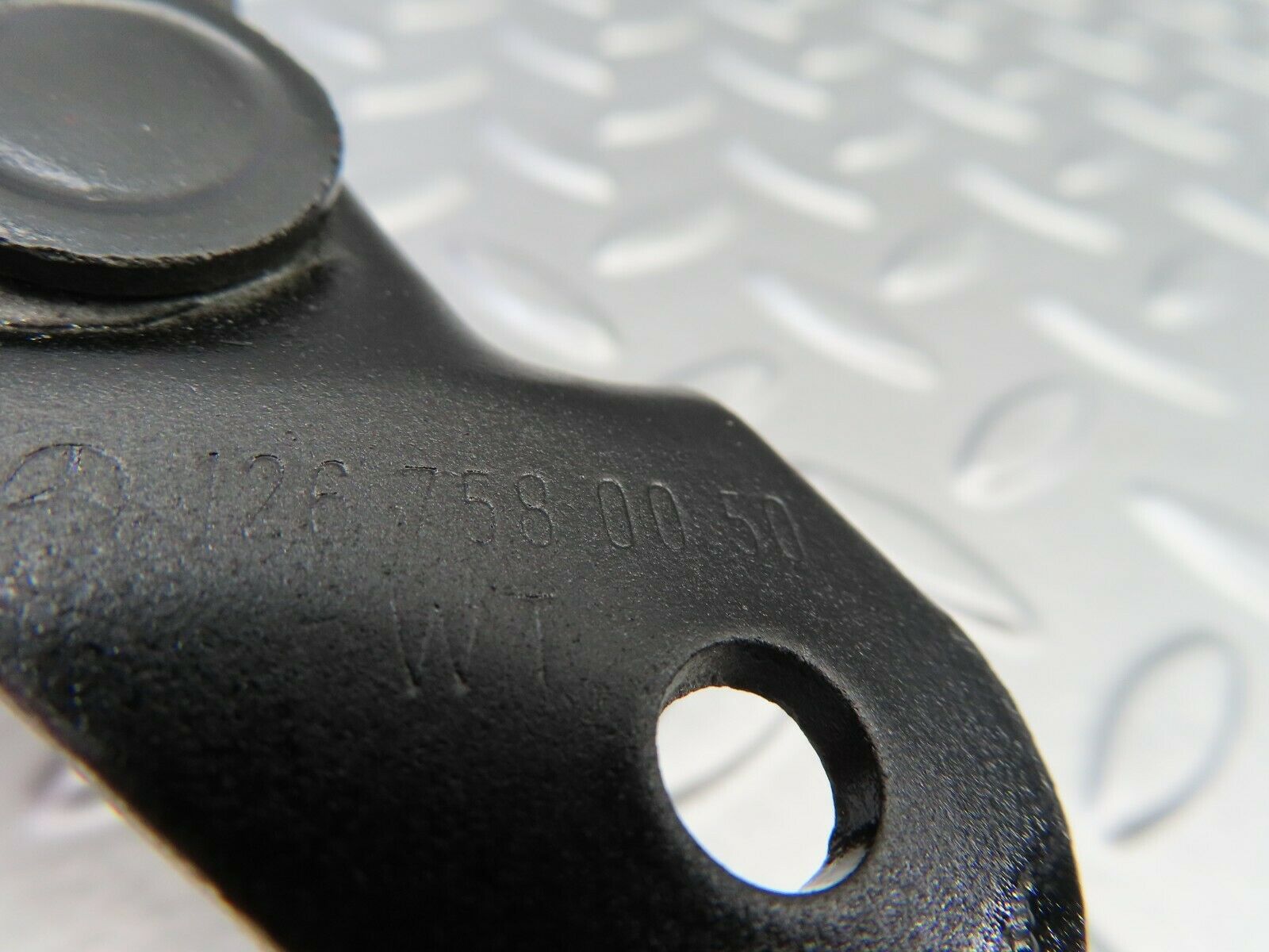 6396 Mercedes-Benz W126 380SE Trunk Lock Latch 1267580050