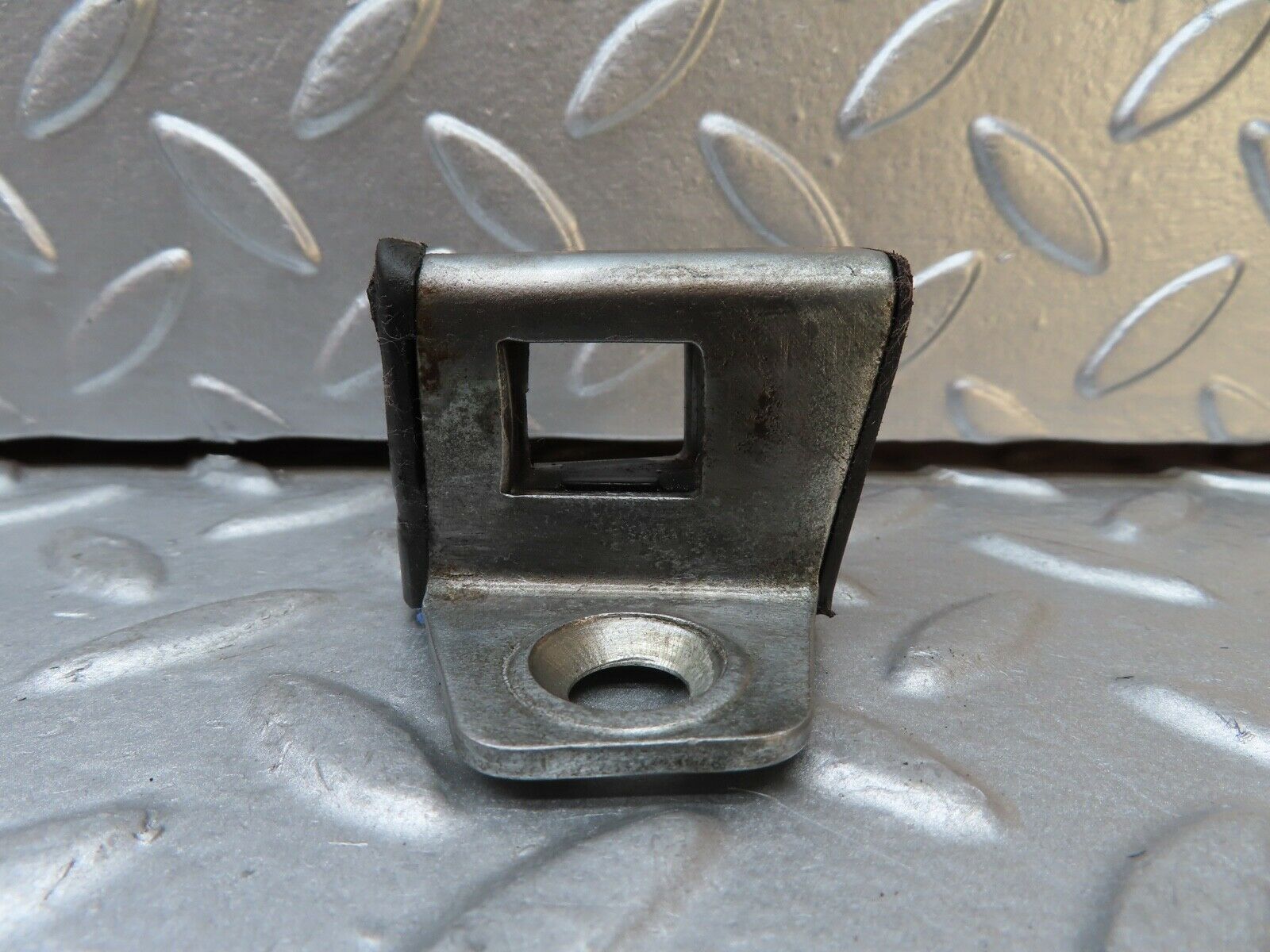 20033 Mercedes-Benz R129 300SL Coupe Door Lock Latch