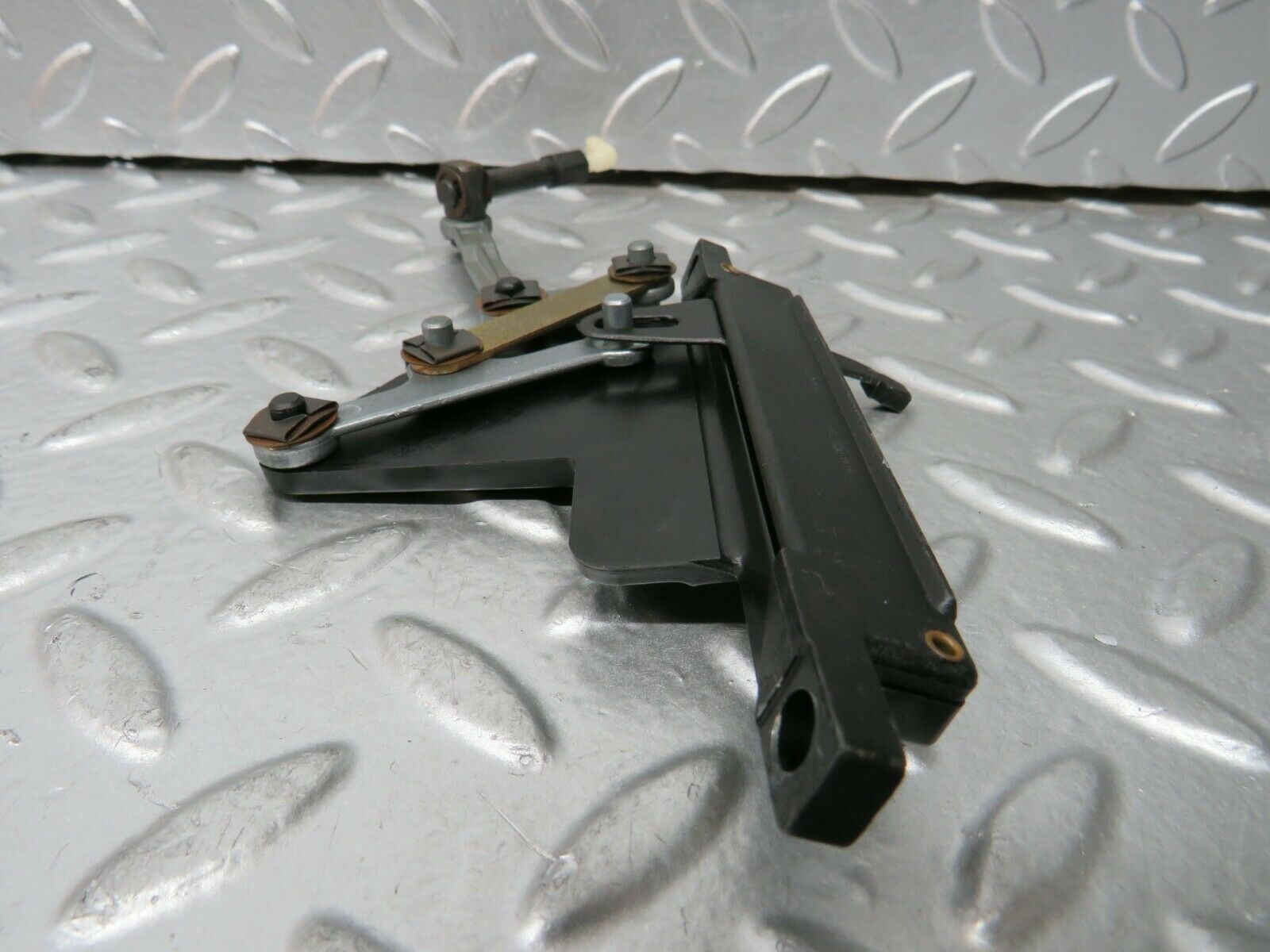 23362 Mercedes-Benz W116 350SE Heater Control