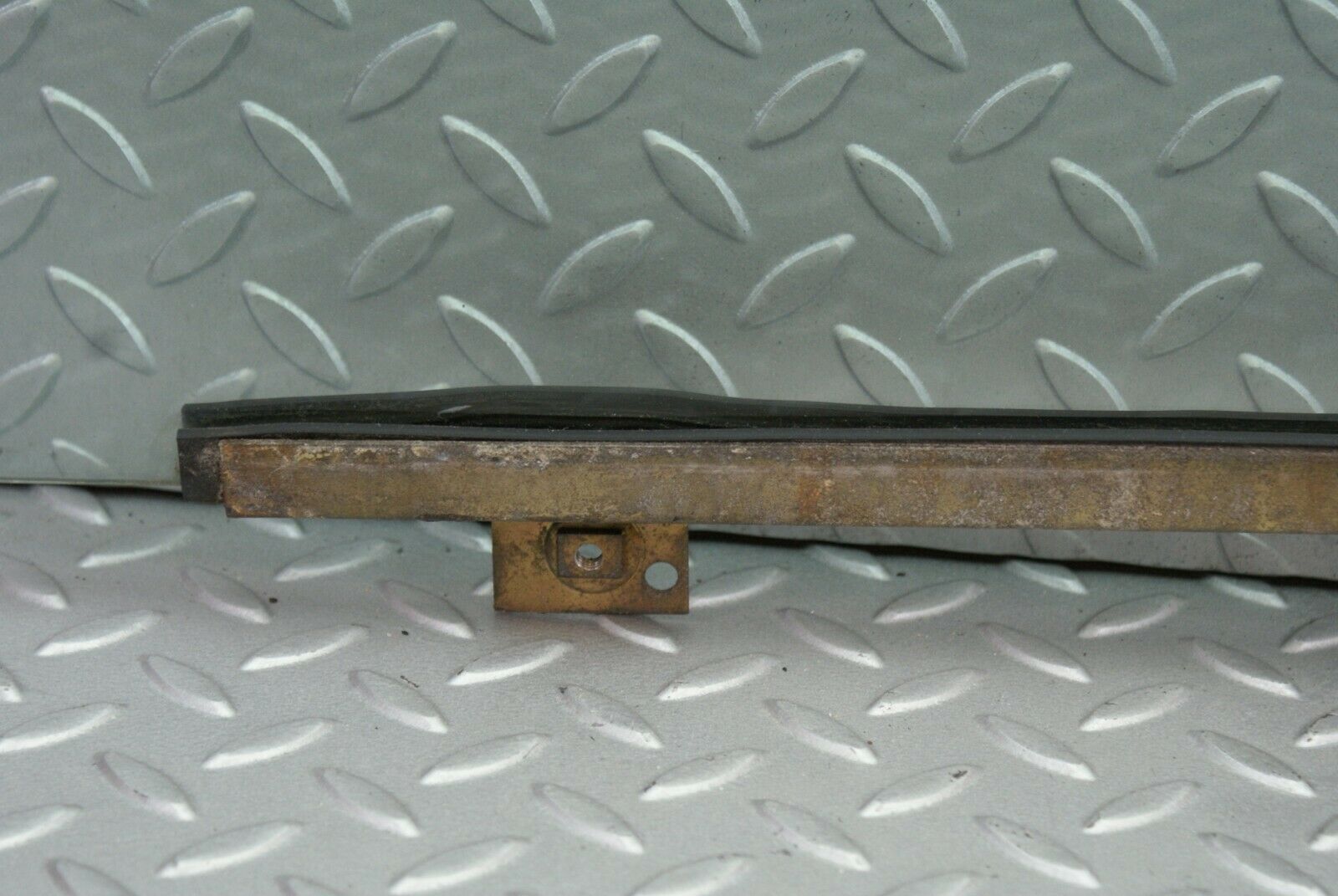 2601 Mercedes-Benz W116 350SE Rear Left Door Glass