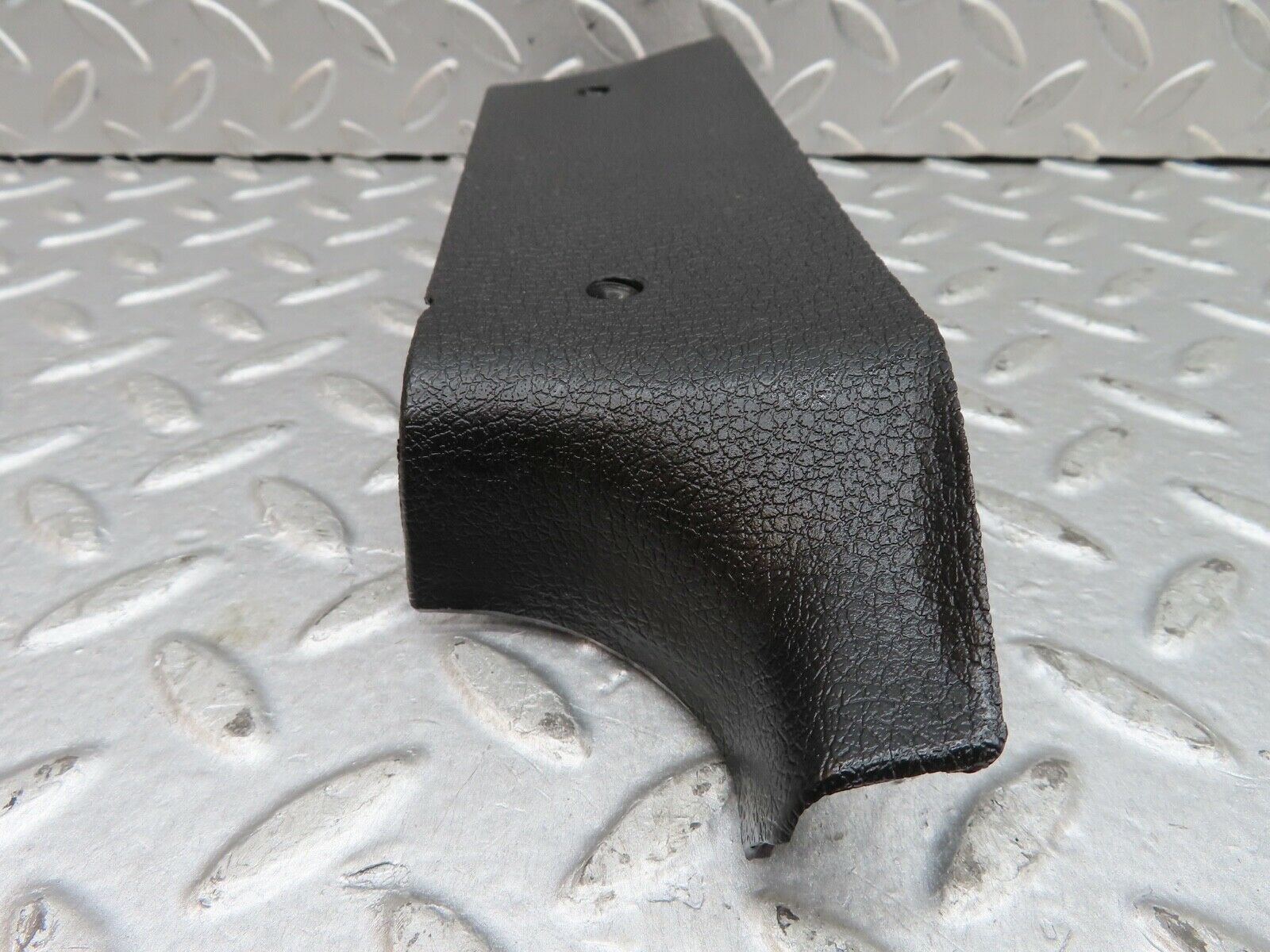 19145 Mercedes-Benz W123 300D B Pillar Bottom Cover Left Black 1236920122