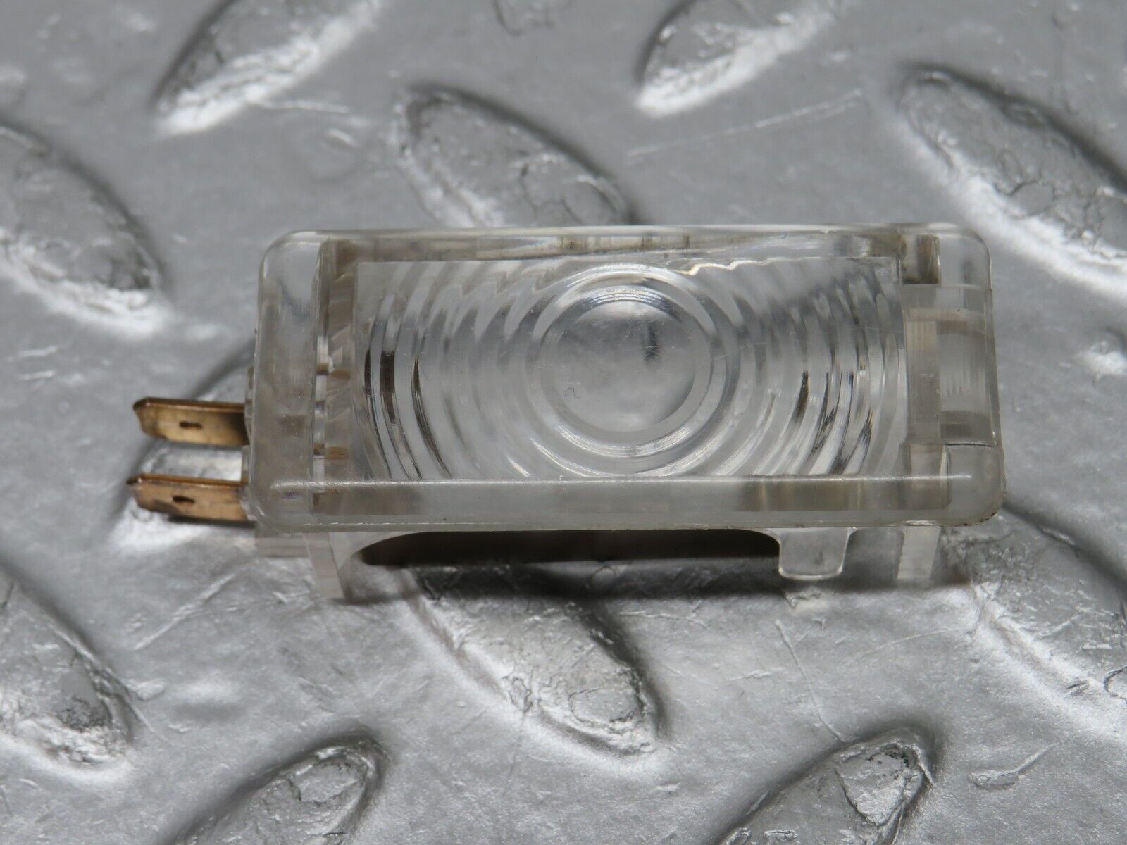 32465 Mercedes-Benz S124 300TE Wagon Under Dash Footwell Light 1248200401