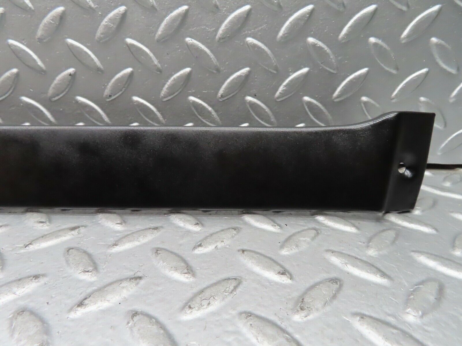 21682 Mercedes-Benz W126 300SE Left Headlight Lower Trim