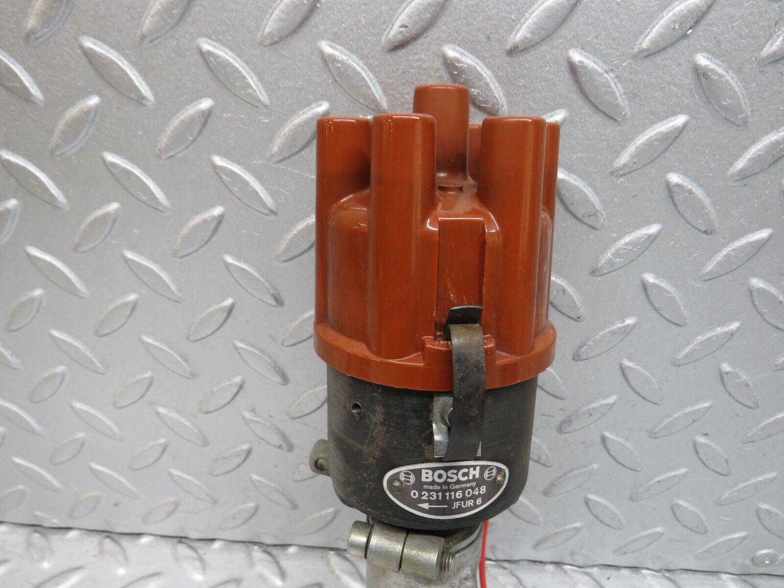 37717 Mercedes-Benz W108 280S Ignition Distributor 0231116048