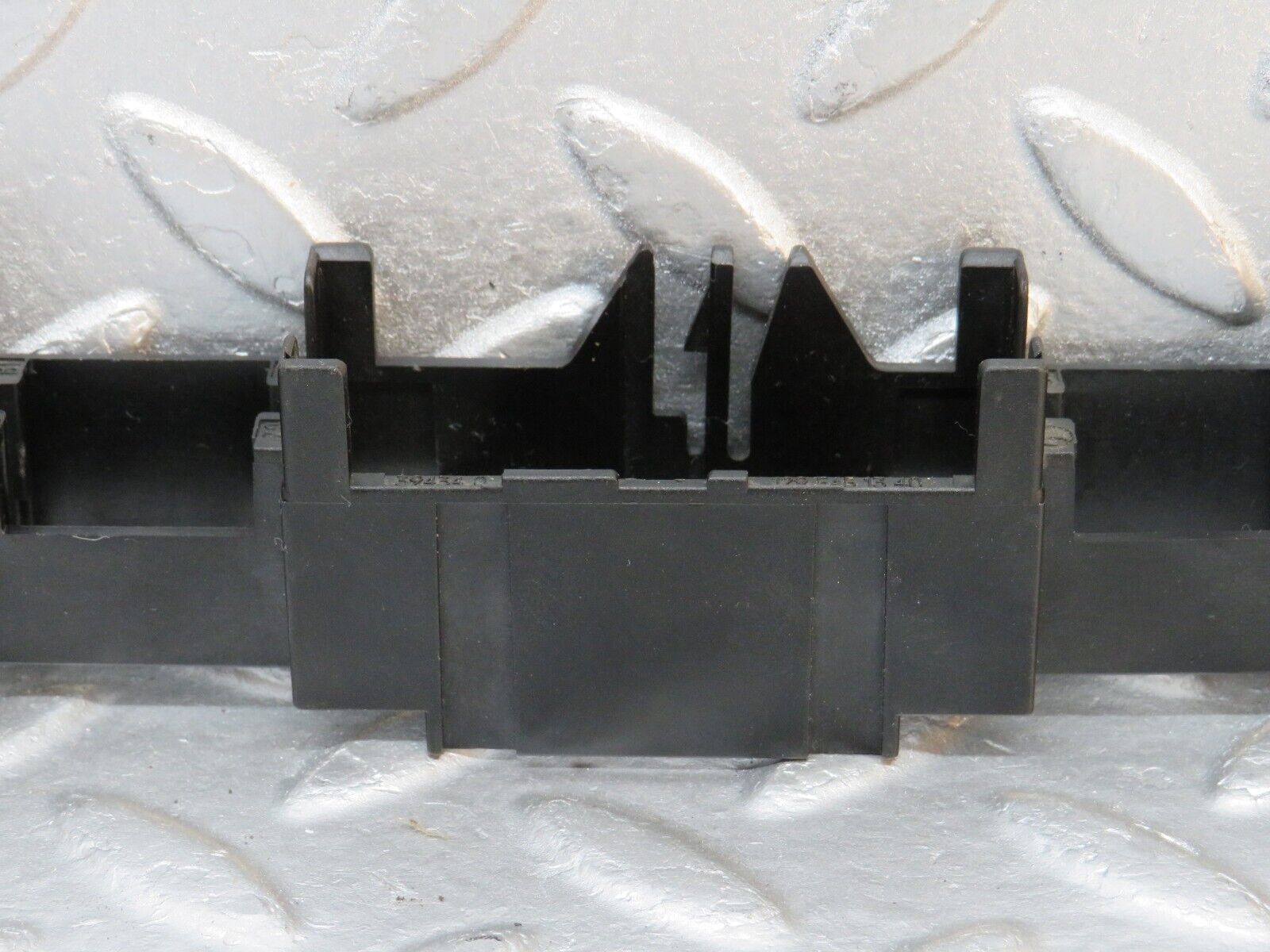 39749 Mercedes-Benz R129 320SL Coupe Connector Holder 1295451340