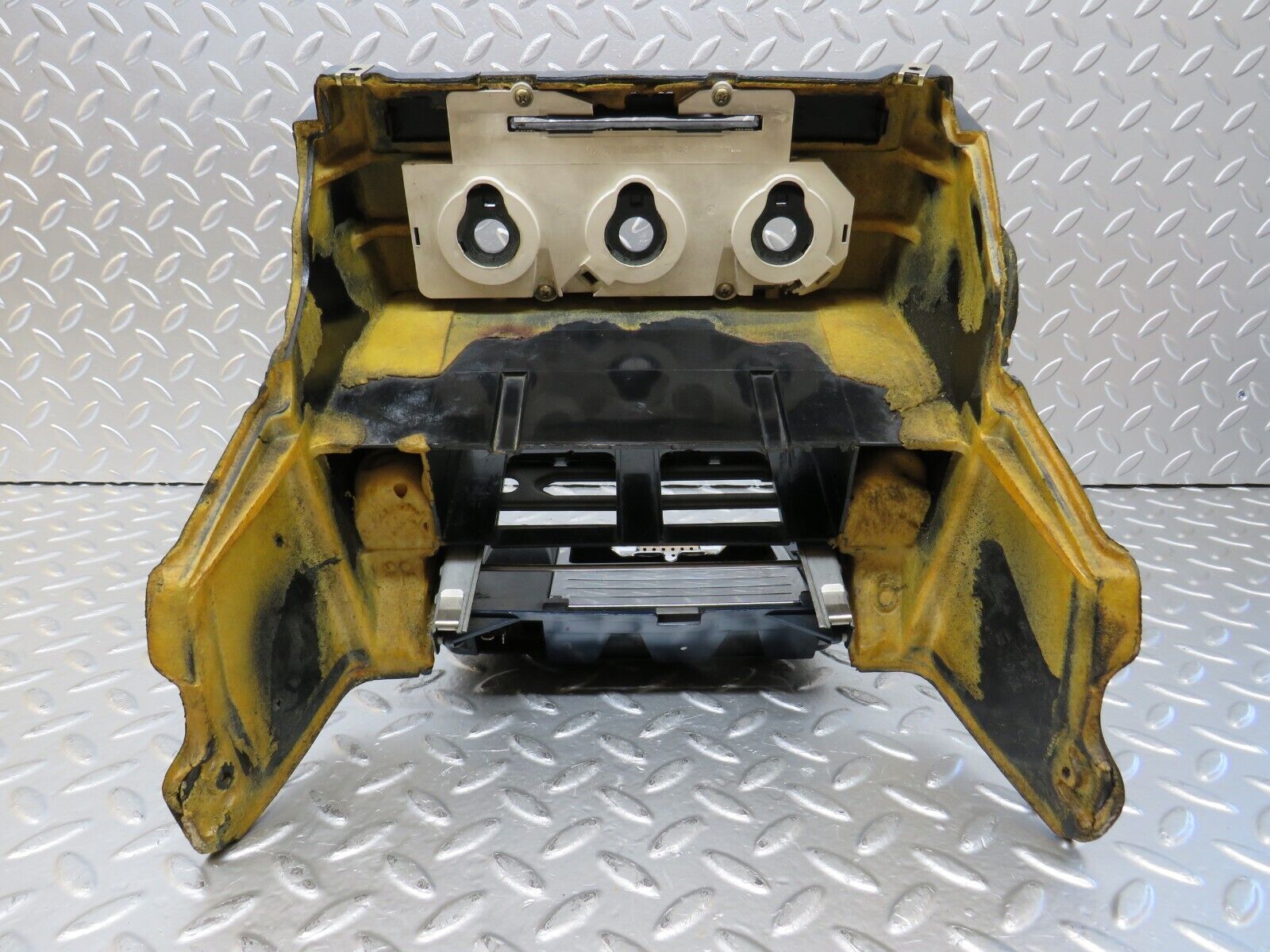 25241 Mercedes-Benz W201 190D Centre Console Heater Control Panel 2016830275