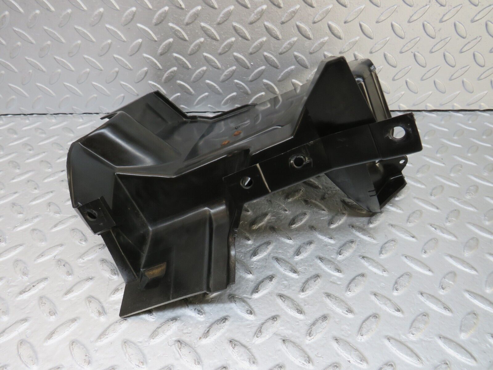 36473 Mercedes-Benz W201 190E 2.0L Bulkhead Panel Left 2016281055