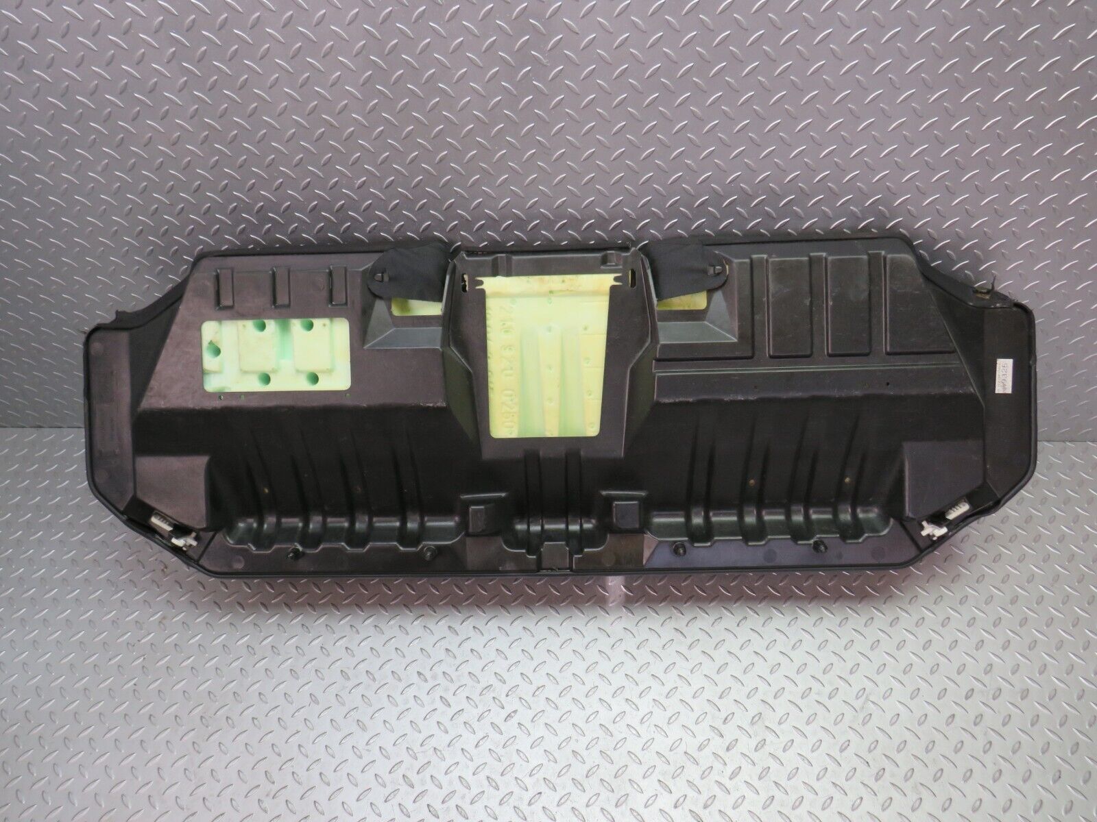 34724 Mercedes-Benz W210 320E Rear Seat Black Leather 2109200250 2109201716