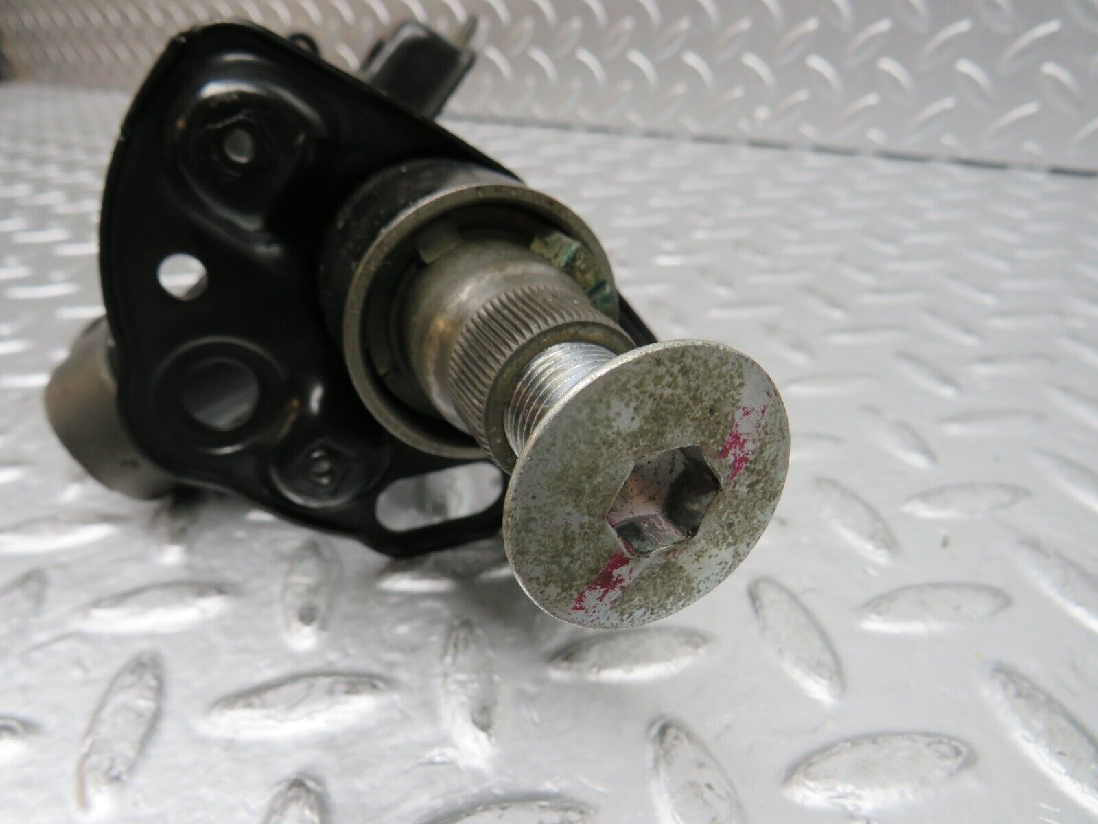 31663 Mercedes-Benz W201 190LE 1.8L Steering Column