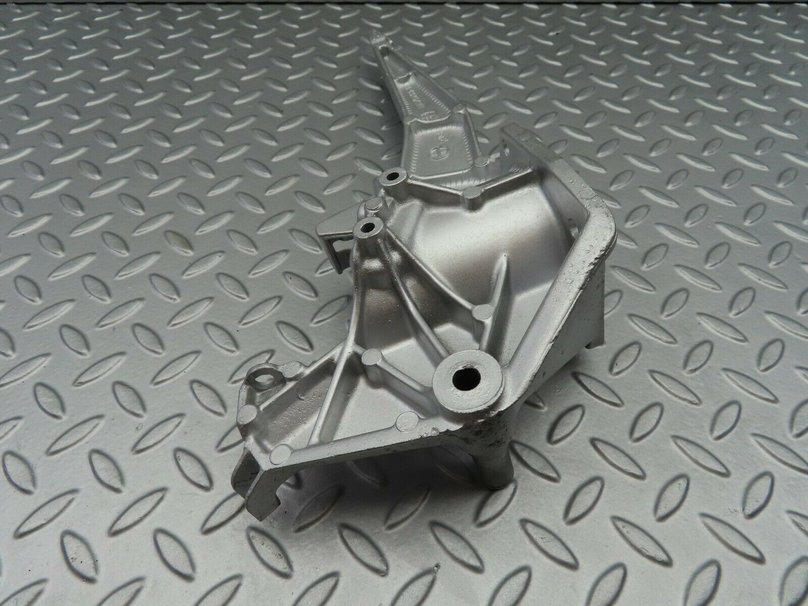 6401 Mercedes-Benz W126 380SE Brake Pedal Bracket 1262901819