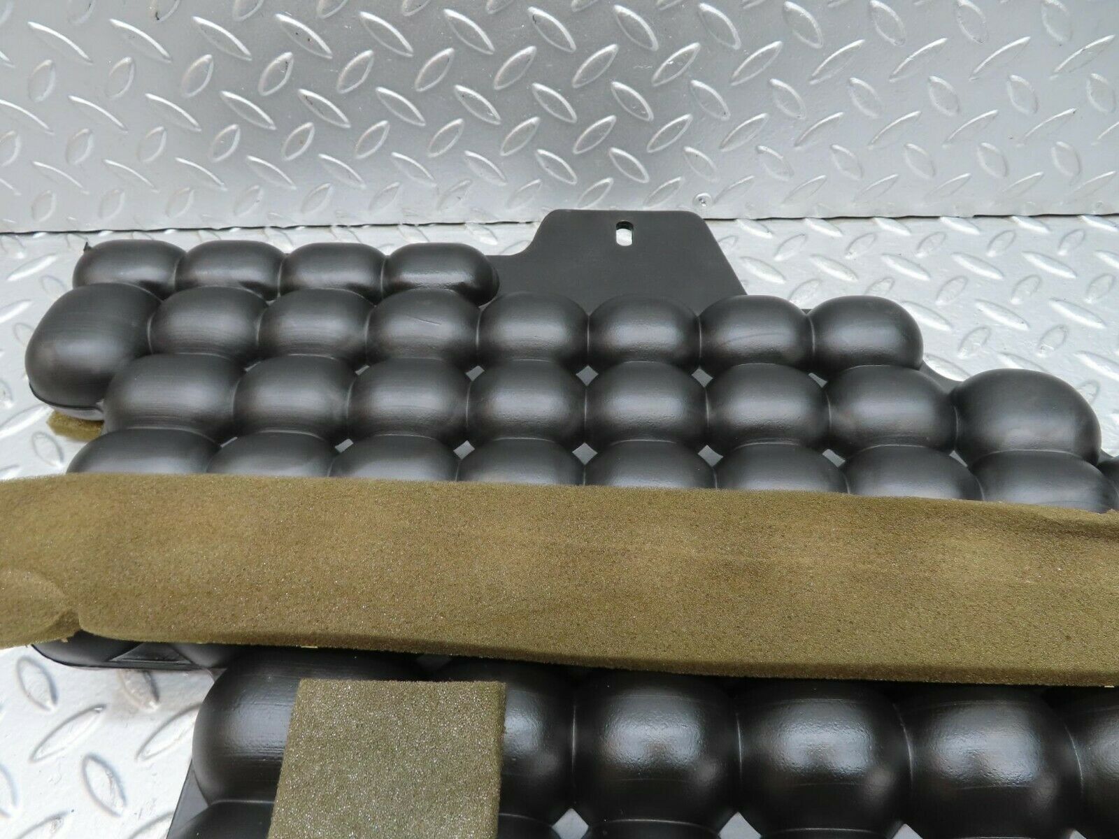 15286 Mercedes-Benz W123 230E Vacuum Reservoir Tank 1238001419