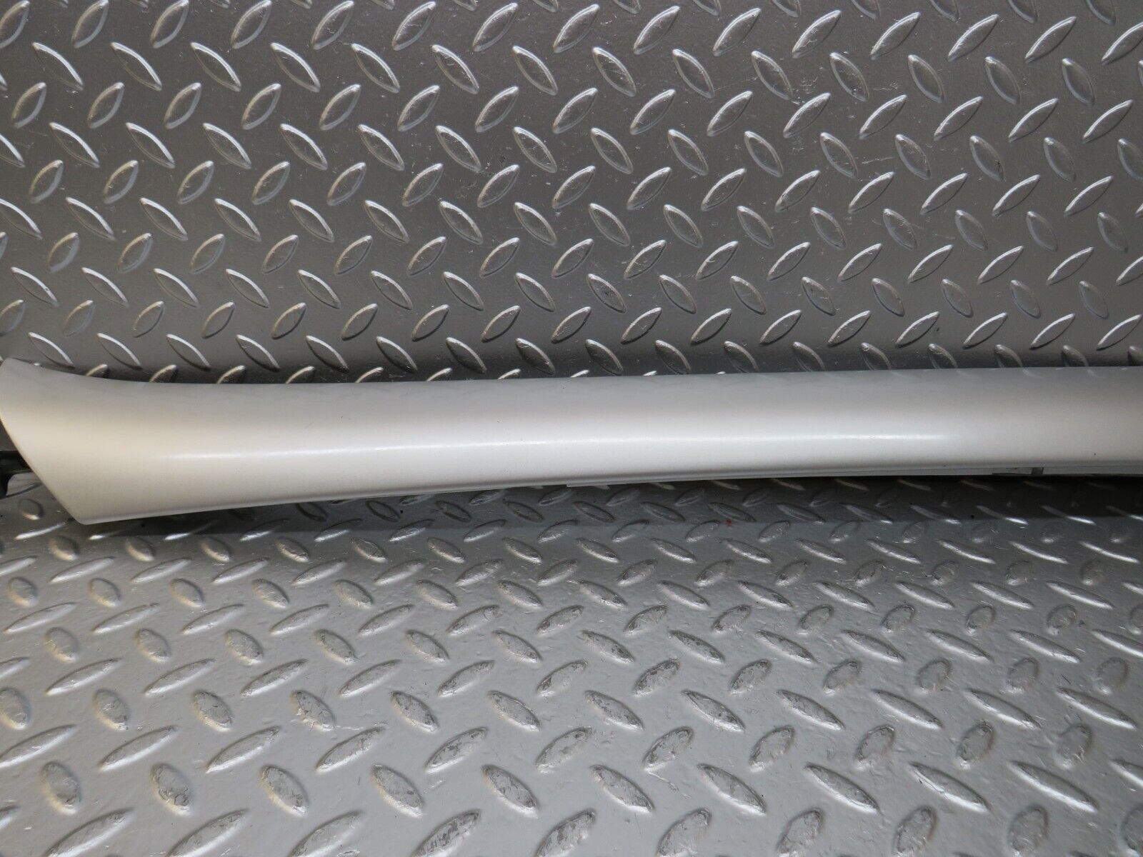 25062 Mercedes-Benz W140 S320 A Pillar Exterior Cover Left Side