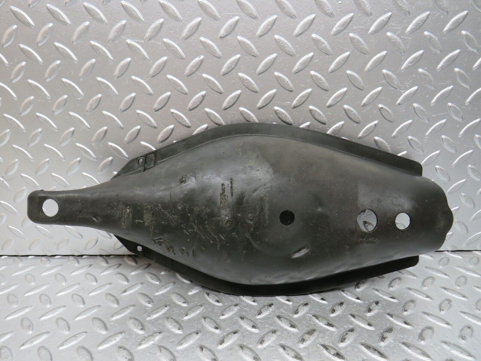 29031 Mercedes-Benz C124 320CE Coupe Rear Control Arm Cover 1293520188