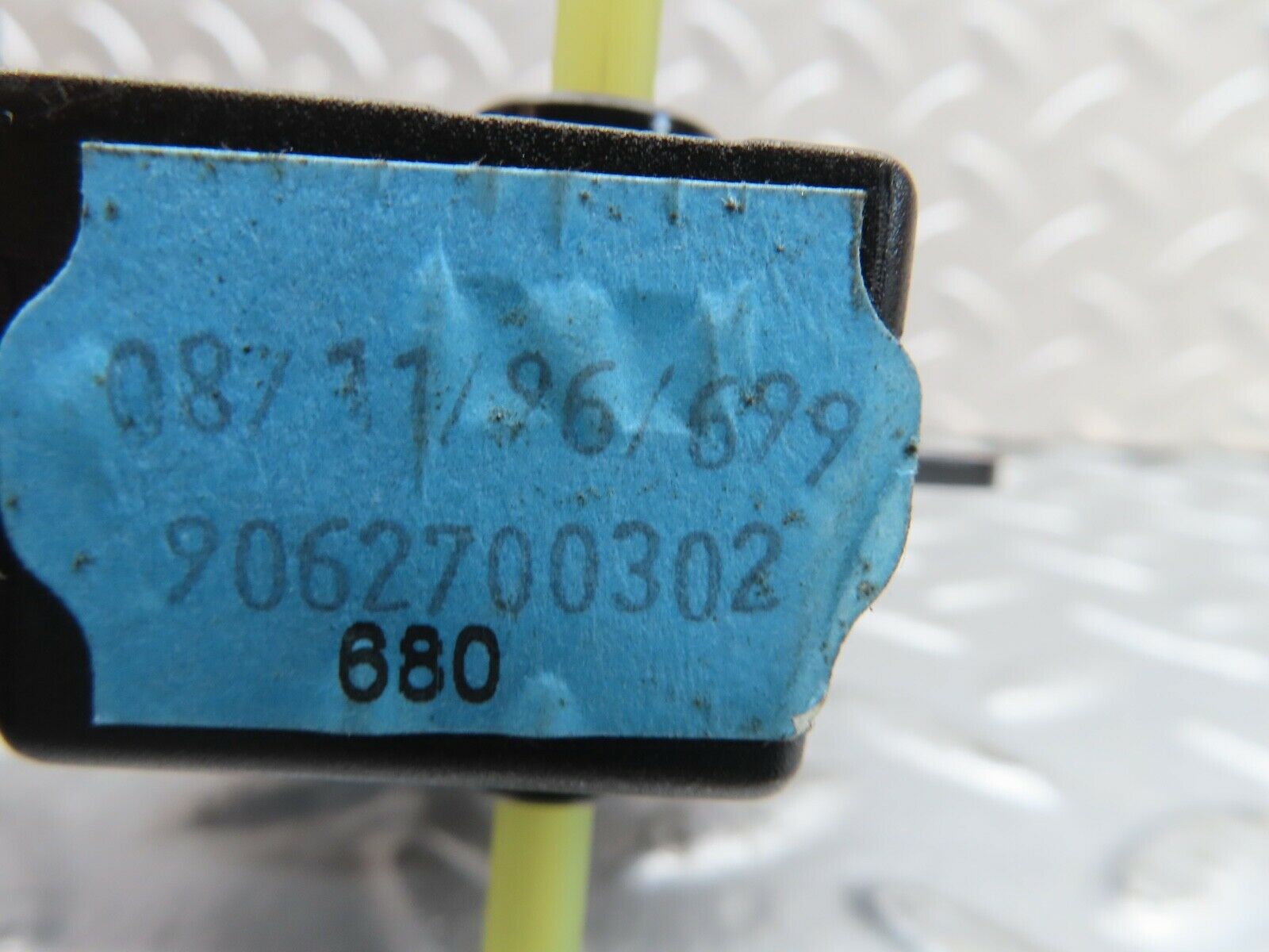 19369 Mercedes-Benz C140 CL420 Coupe Heater Box Vacuum Actuator 9062700302