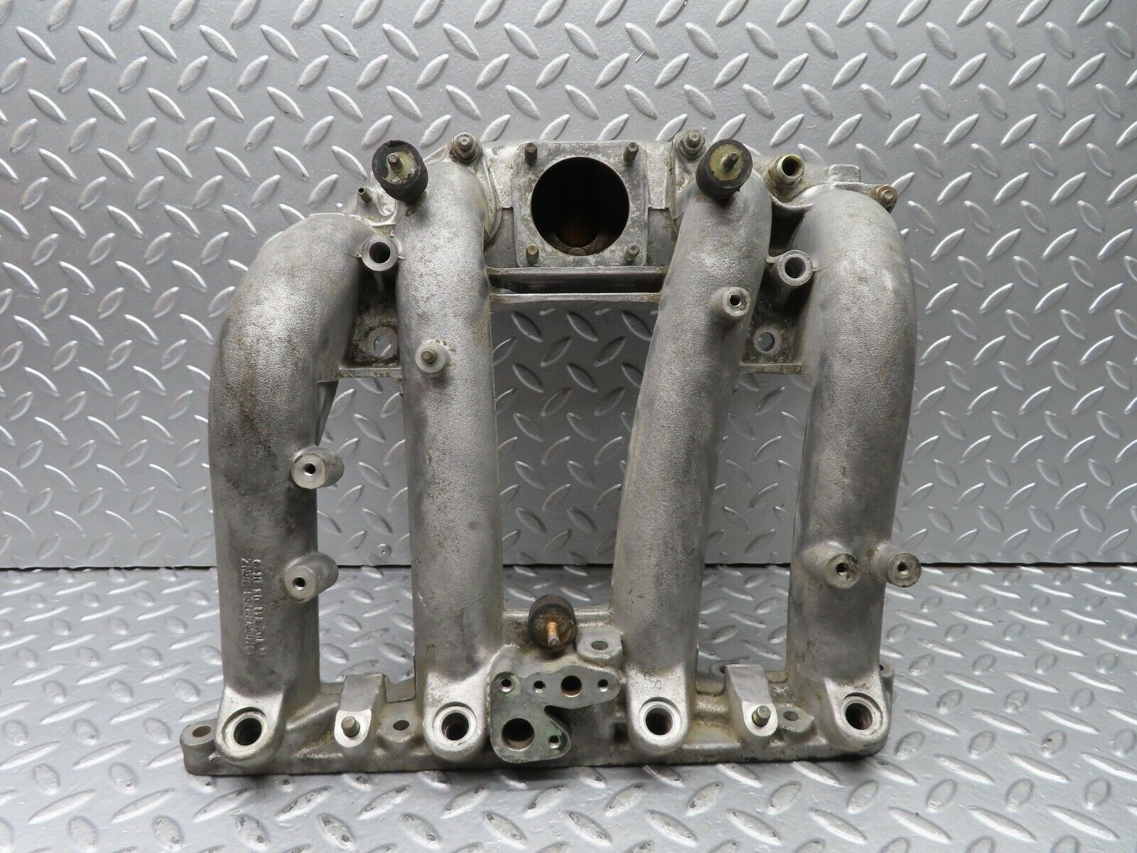 21308 Mercedes-Benz W123 230E Intake Manifold 1021410301