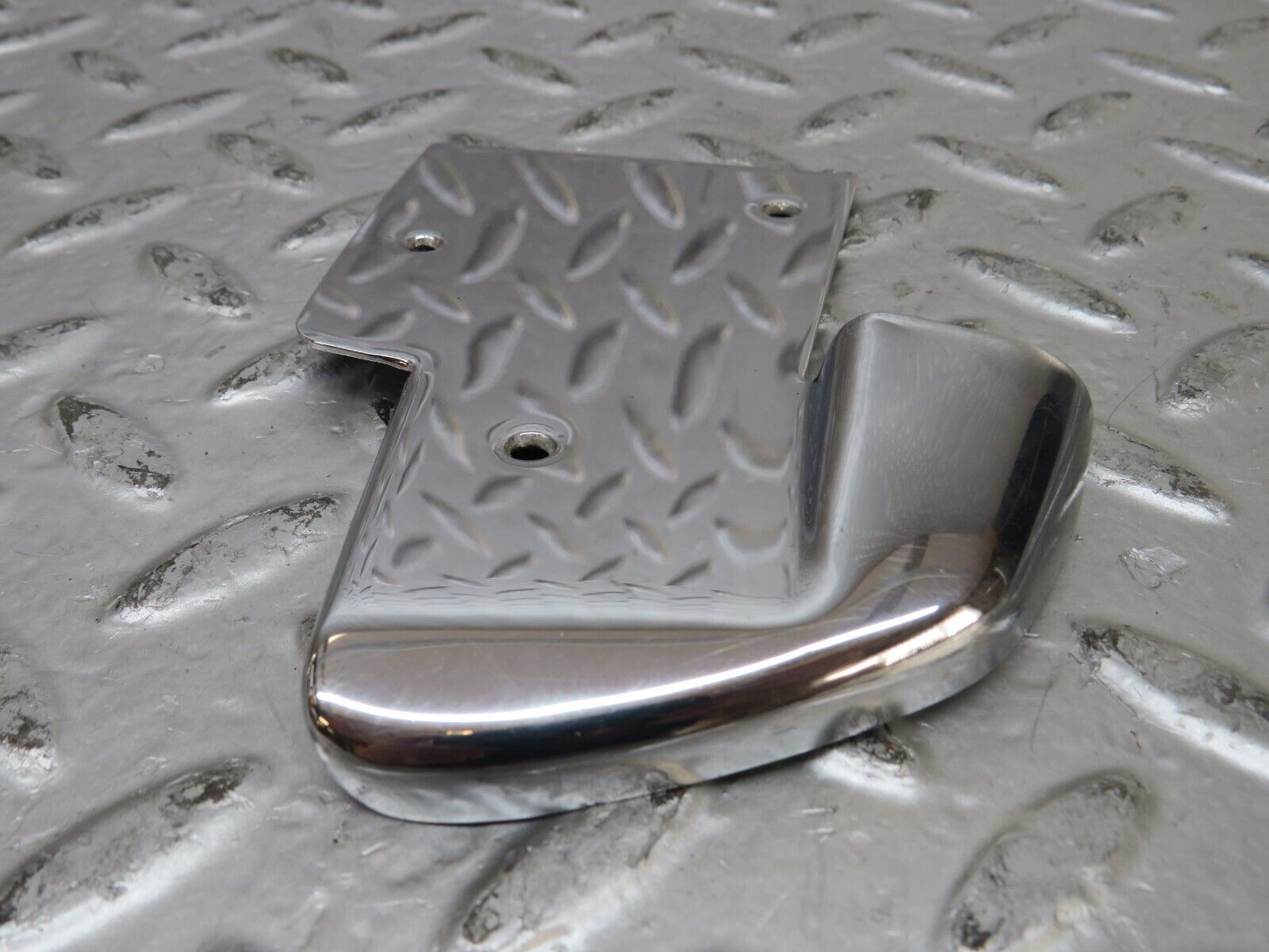 26491 Mercedes-Benz C124 220CE Coupe B Pillar Chrome Cover Plate Left Side