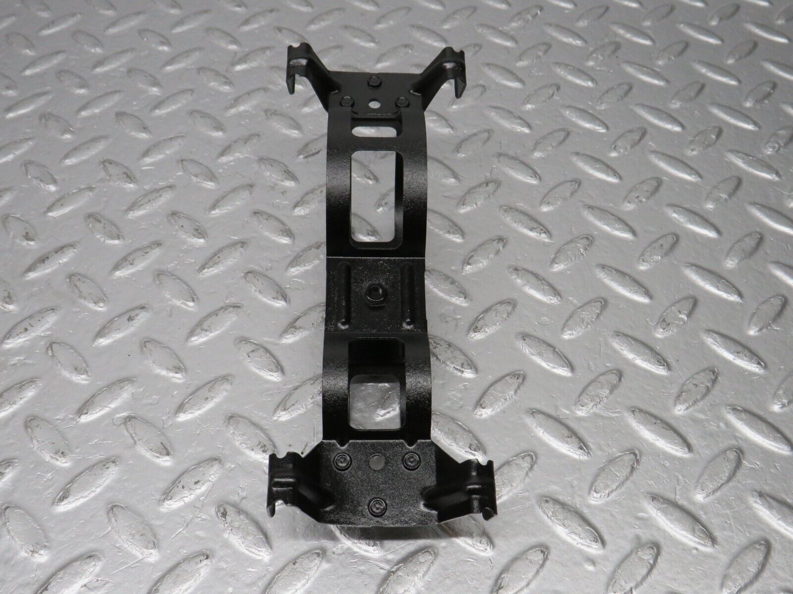 39574 Mercedes-Benz R129 320SL Coupe Fuel Pump Fuel Filter Holder Bracket