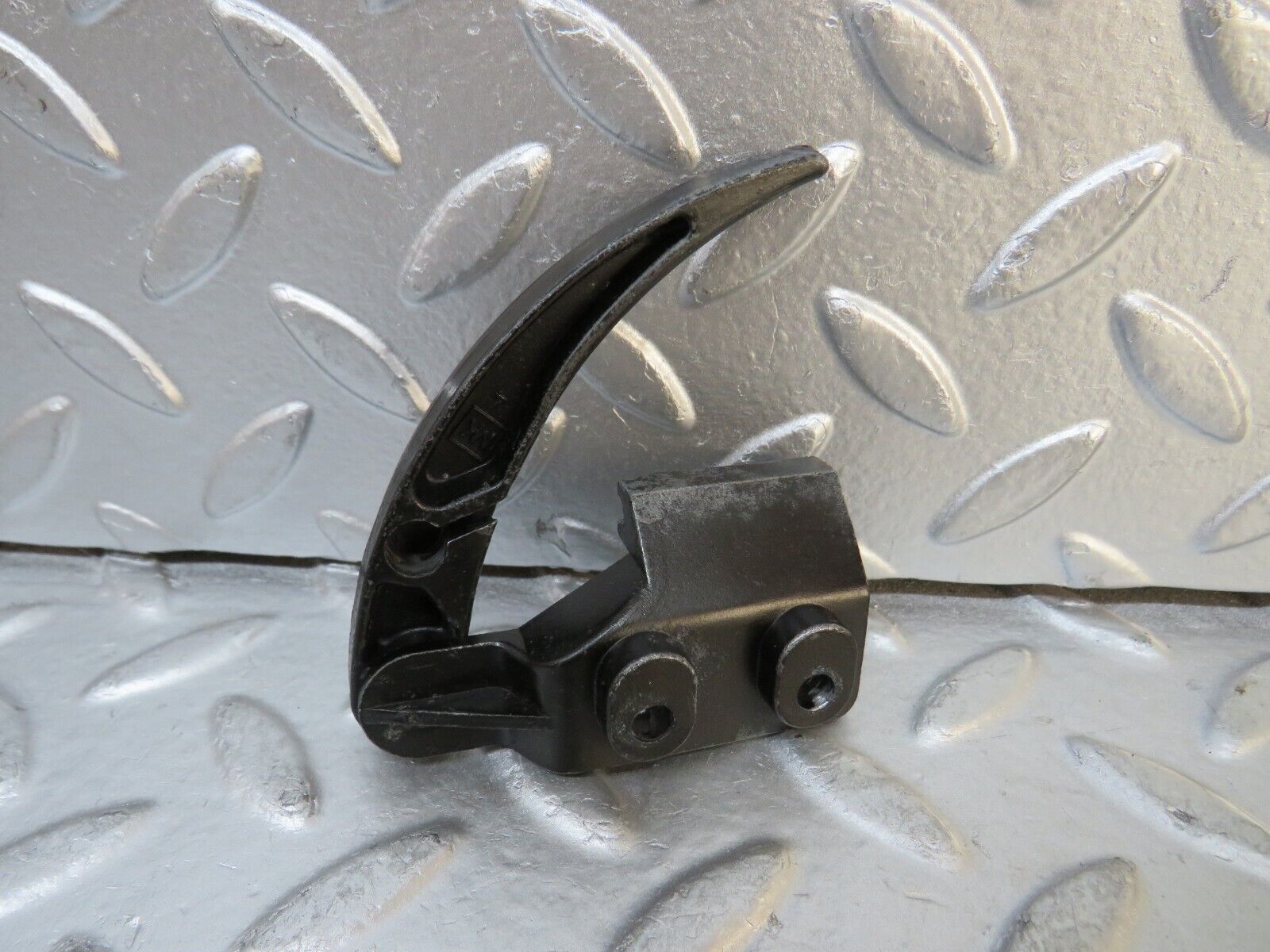 29832 Mercedes-Benz W123 230E Hood Opener Bonnet Opener Release