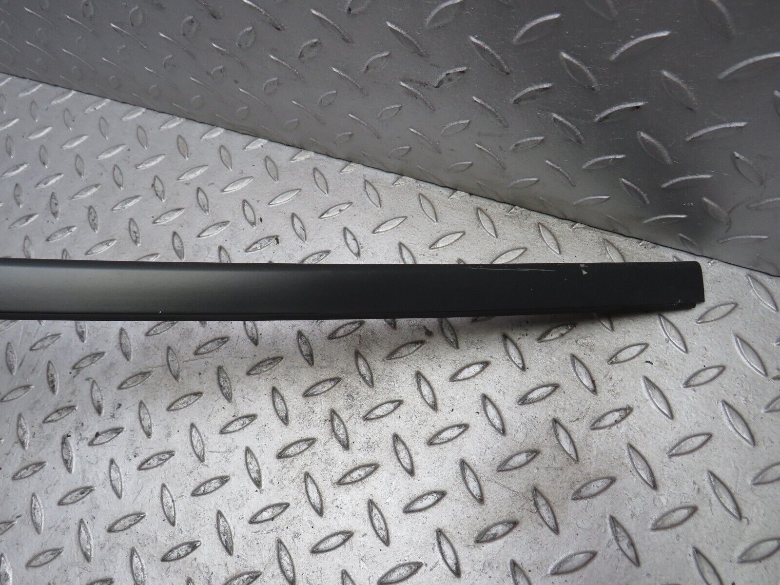 34236 Mercedes-Benz W124 260E Roof Chrome Trim Right Side 1246900497