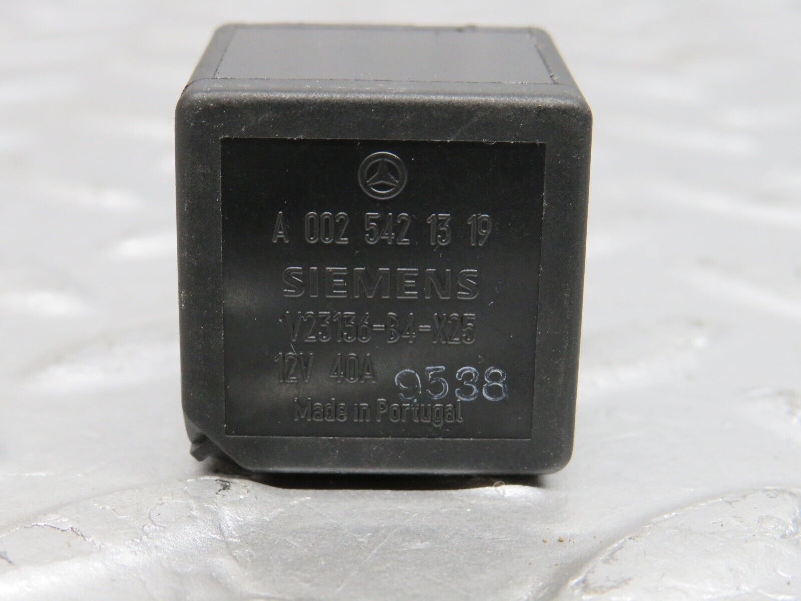 39648 Mercedes-Benz R129 320SL Coupe Multi Purpose Relay 0025421319