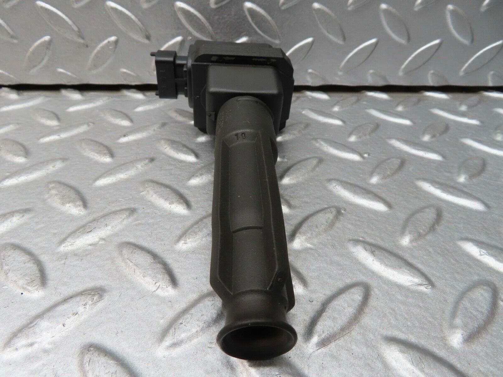 19550 Mercedes-Benz C140 CL420 Coupe Ignition Coil 0001587203