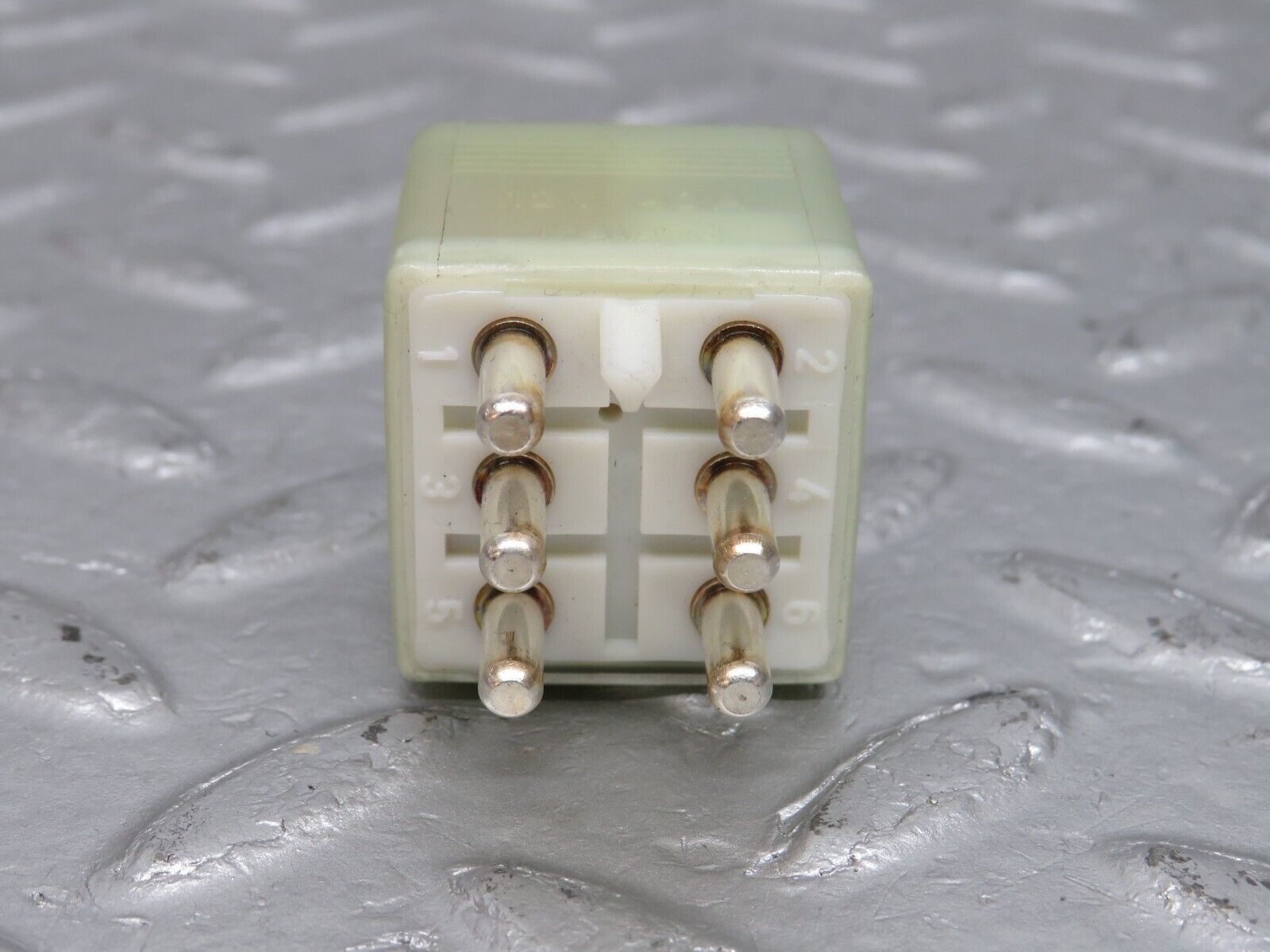 39645 Mercedes-Benz R129 320SL Coupe Door Window Control Relay 0015427819