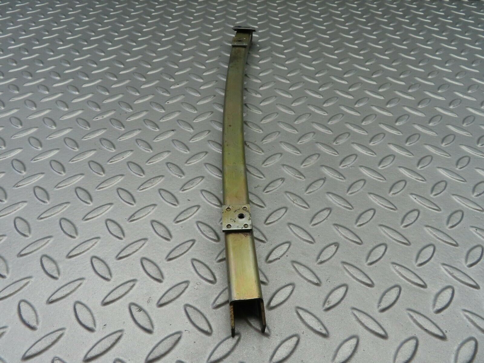 6838 Mercedes-Benz C107 350SLC Coupe Front Left Window Channel