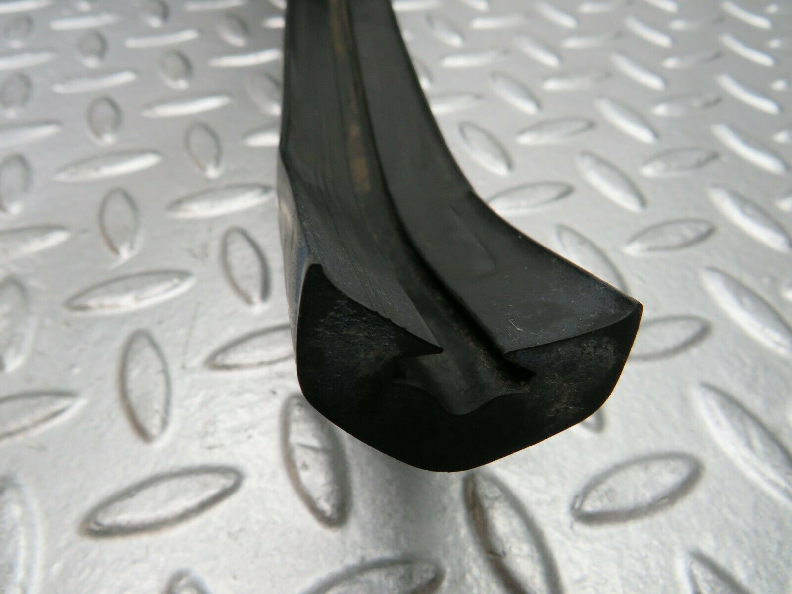 23105 Mercedes-Benz C123 230CE Coupe Rear Bumper Rubber