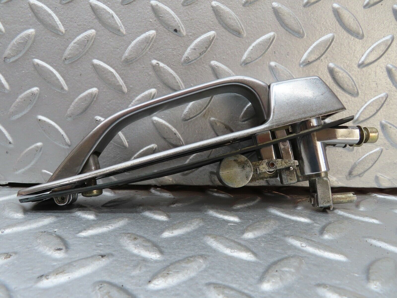 18794 Mercedes-Benz W116 Rear Exterior Chrome Door Handle 1167600059