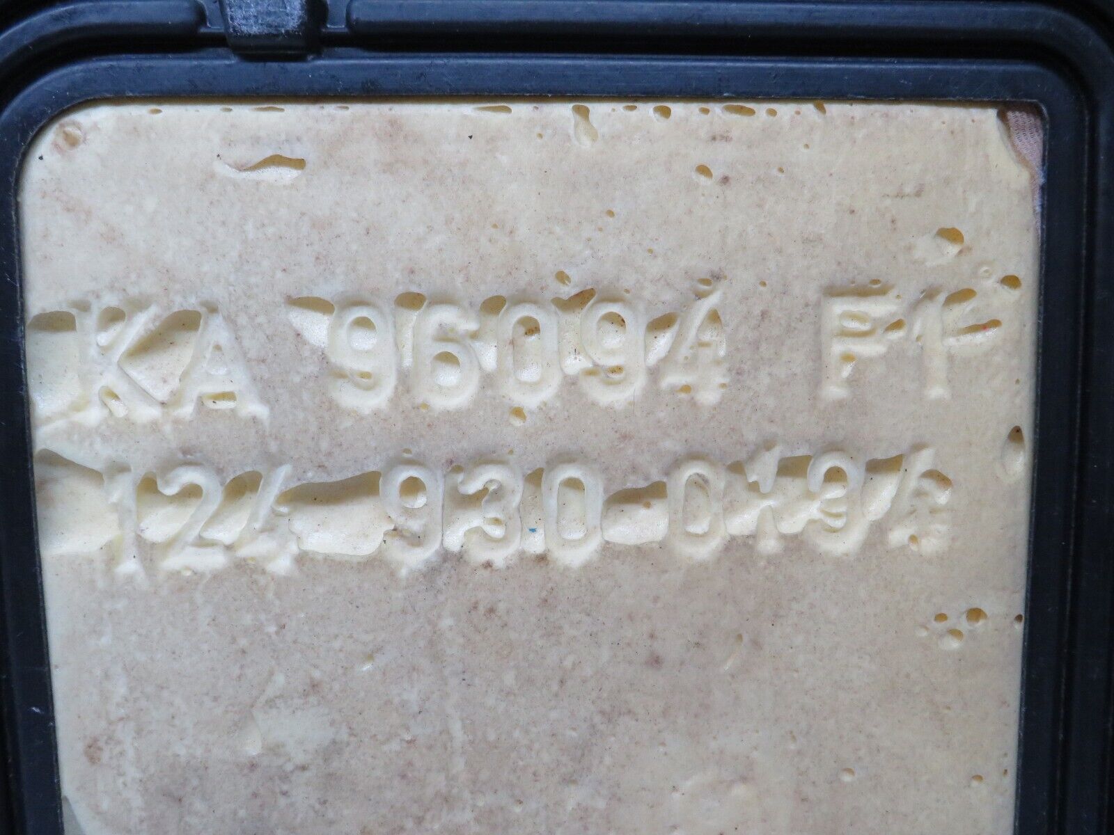 31500 Mercedes-Benz S124 220TE Wagon Third Seat Bench 1249300194