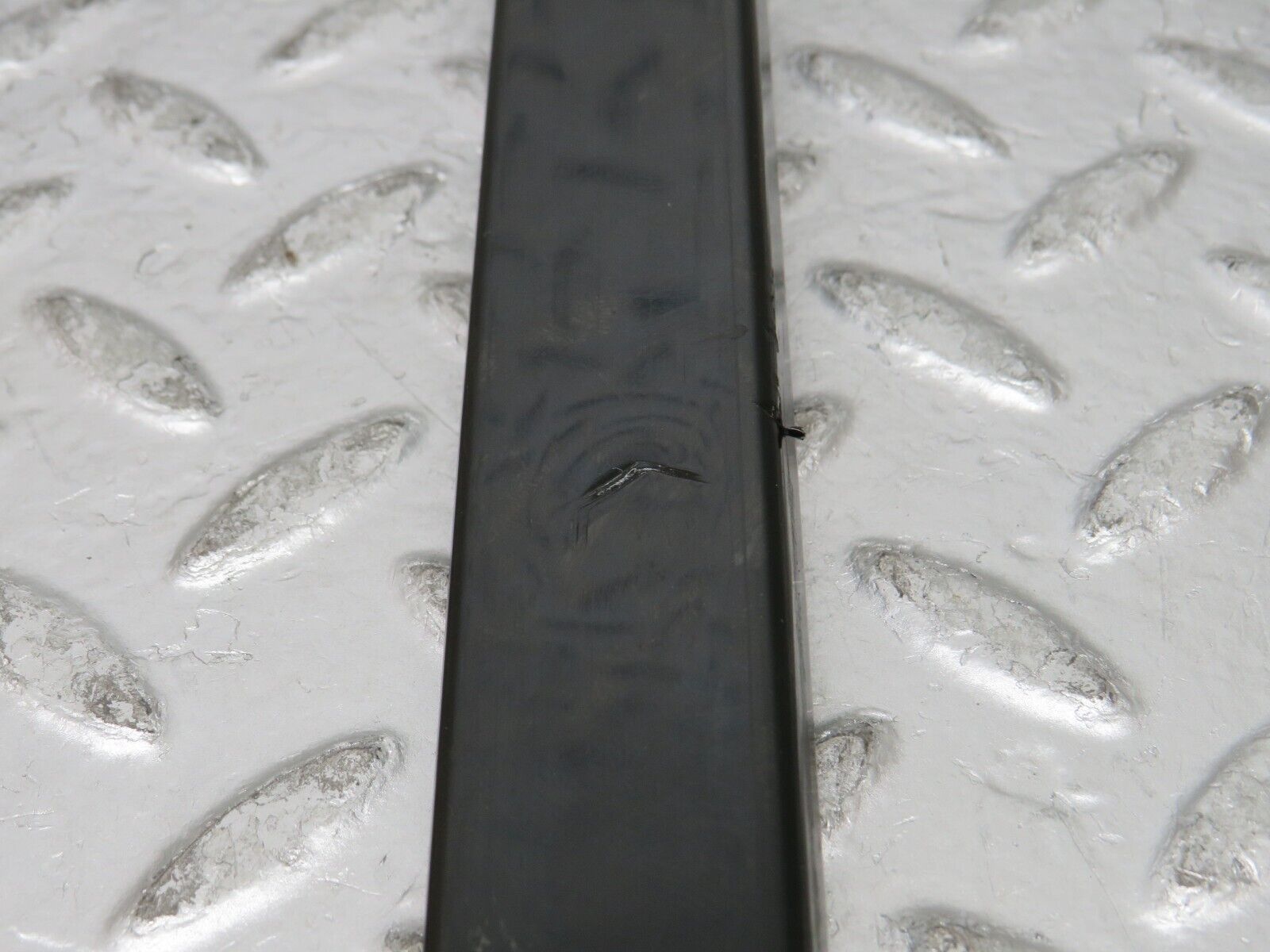 27123 Mercedes-Benz W123 280E Seat Belt Runner 1239192520 1239192620