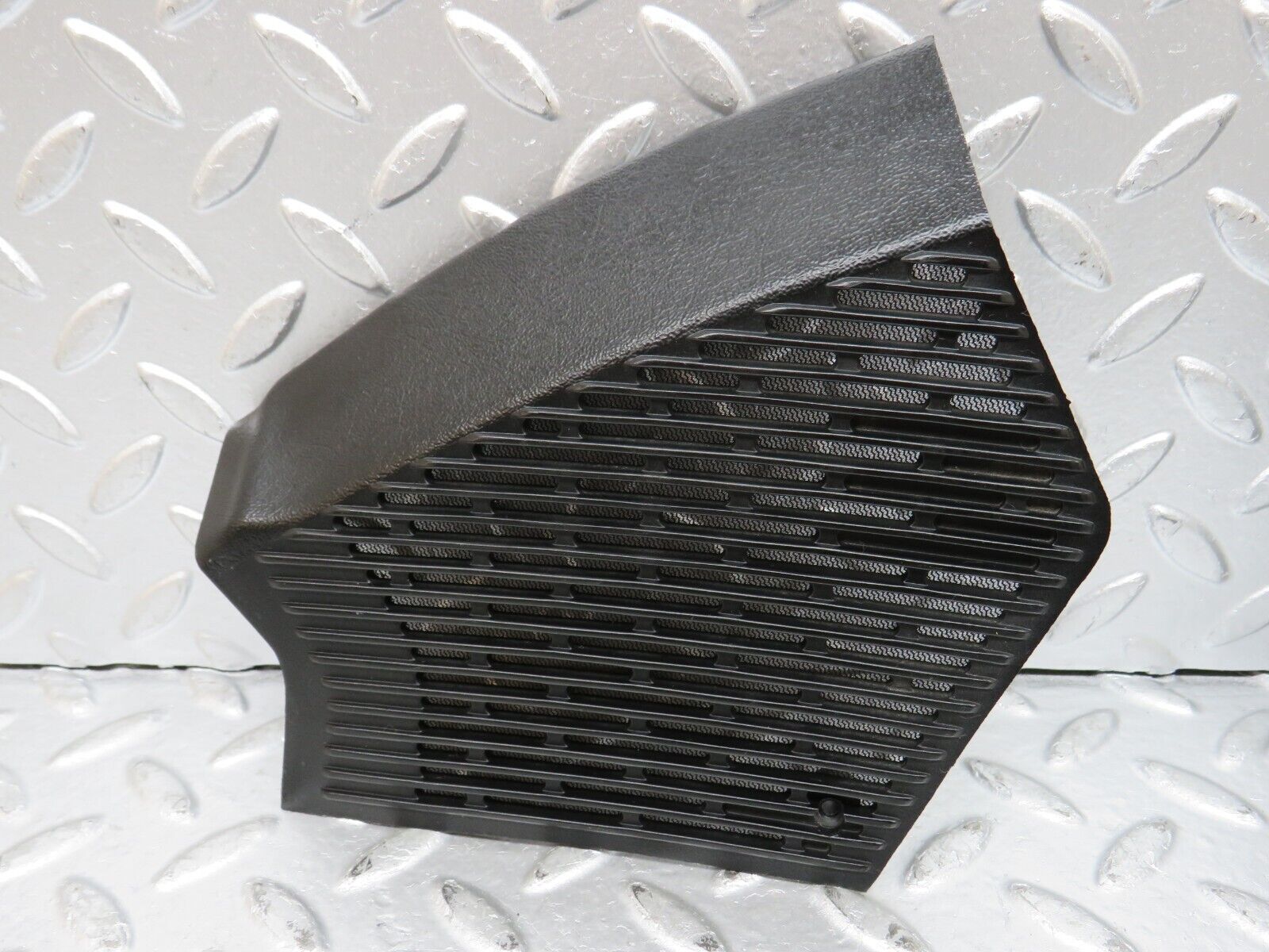 29855 Mercedes-Benz W123 230E Dashboard Speaker Covers 1236802707 1236802807