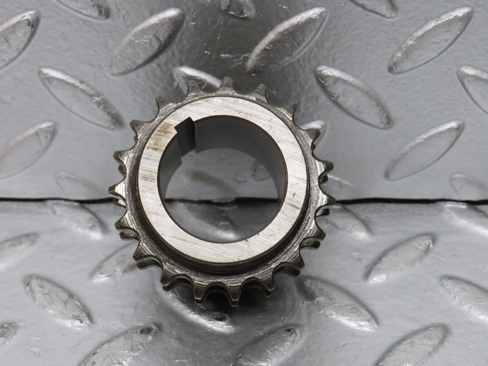 32697 Mercedes-Benz S124 300TE Wagon Crankshaft Gear