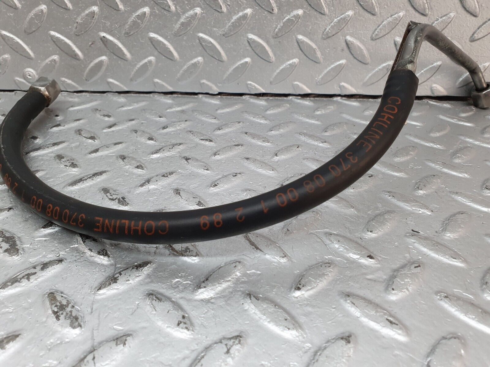 41238 Mercedes-Benz W126 300SE Fuel Pipe Line