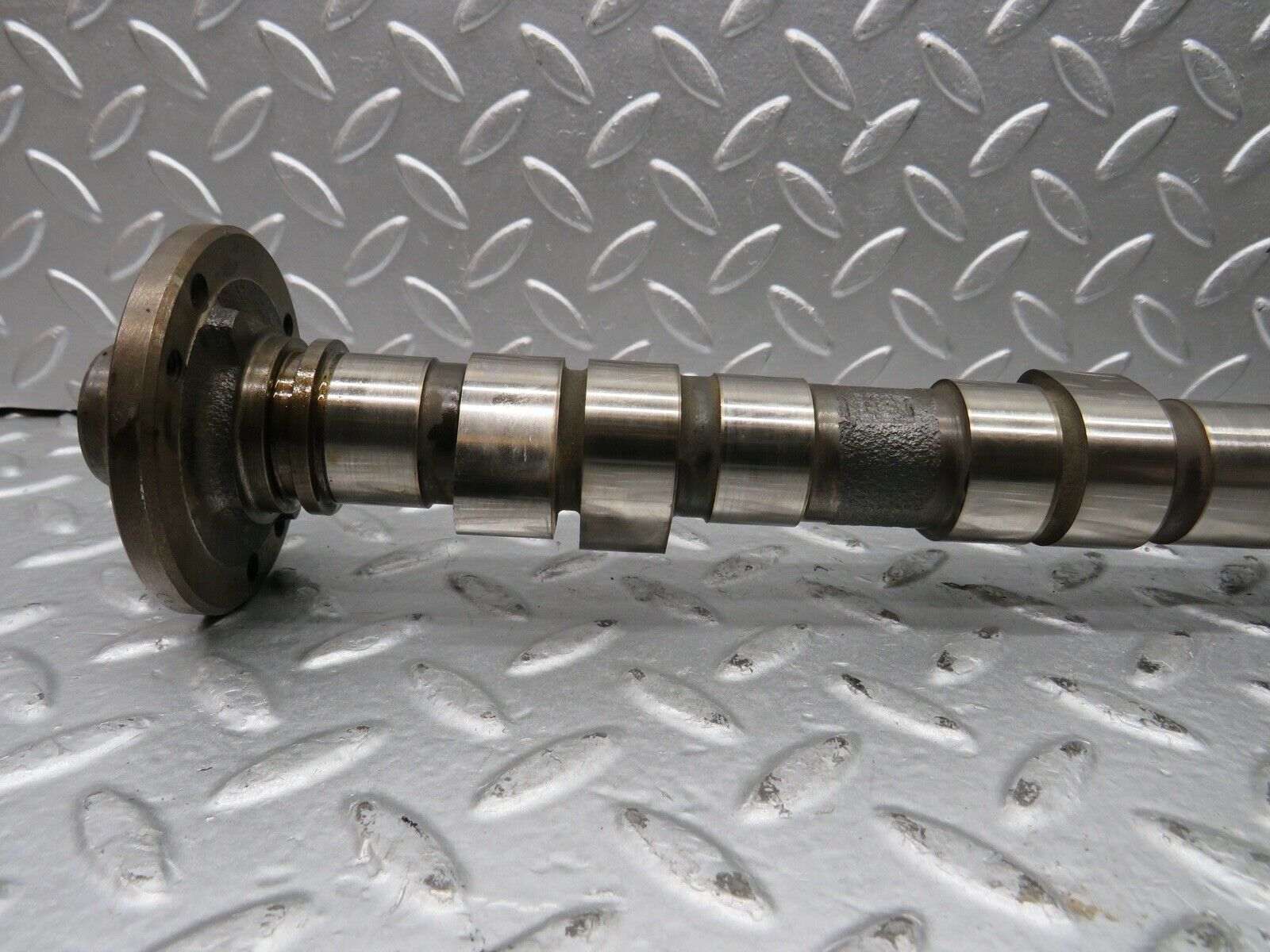 21754 Mercedes-Benz W126 300SE Camshaft