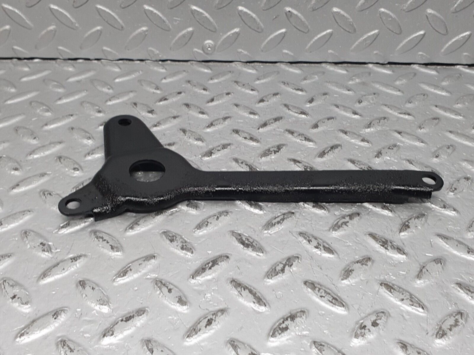 41230 Mercedes-Benz W126 300SE Belt Tensioner Bracket 1032021240