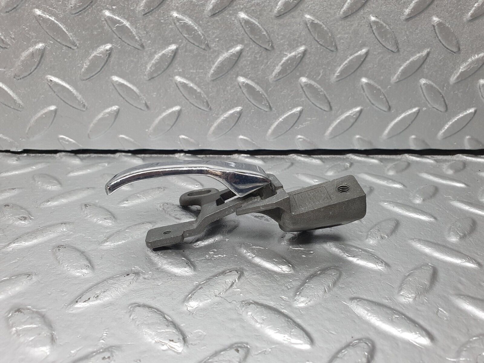 40765 Mercedes-Benz W123 300D Left Interior Door Handle 1237600161