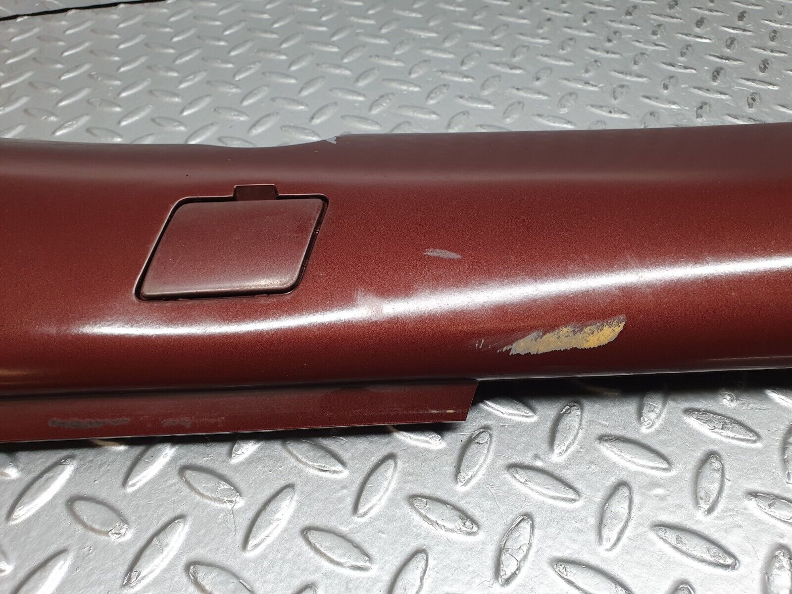 41226 Mercedes-Benz W126 300SE Side Skirt Right 1266905040 1266980230 1266980430