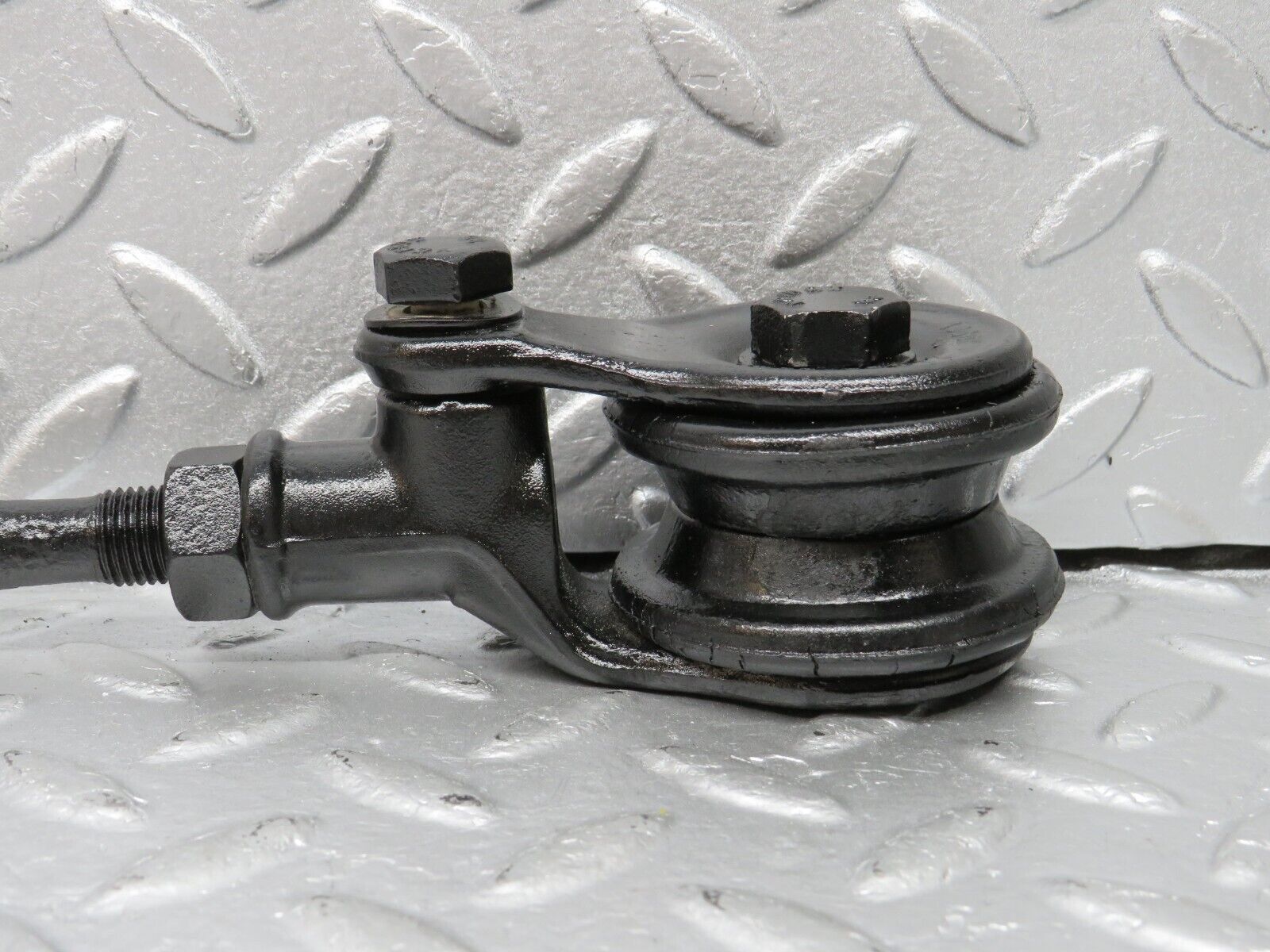 40433 Mercedes-Benz W110 230 Strut Rear Axle Mount 1113510240 1113510340