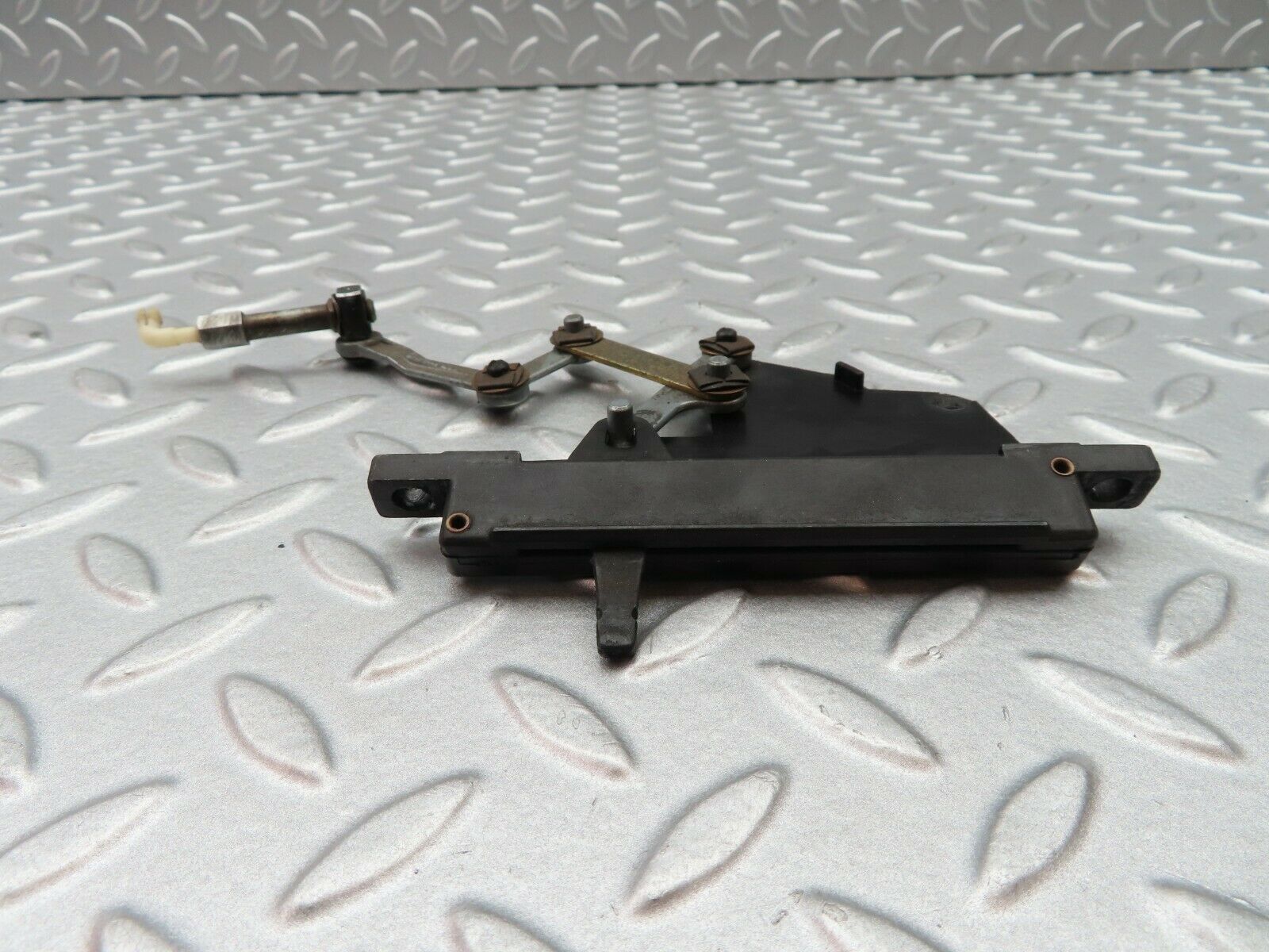 5224 Mercedes-Benz W116 350SE Heating Controller Blower Slider