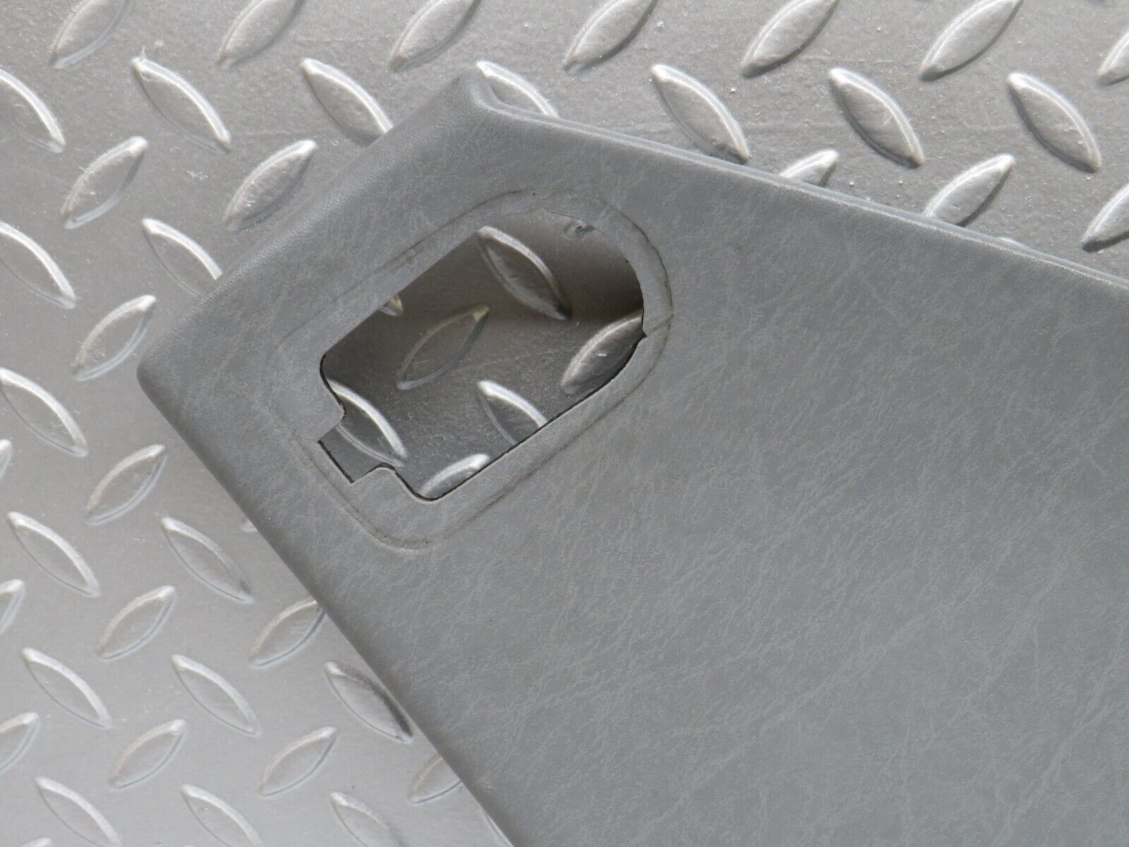 35960 Mercedes-Benz W126 420SE C Pillar Cover Panel Right Side Grey 1266950444