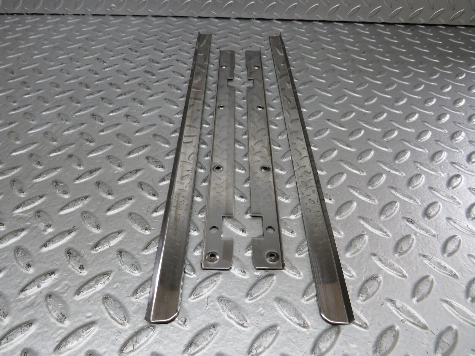 26638 Mercedes-Benz C124 220CE Coupe Sunroof Chrome Trim Set