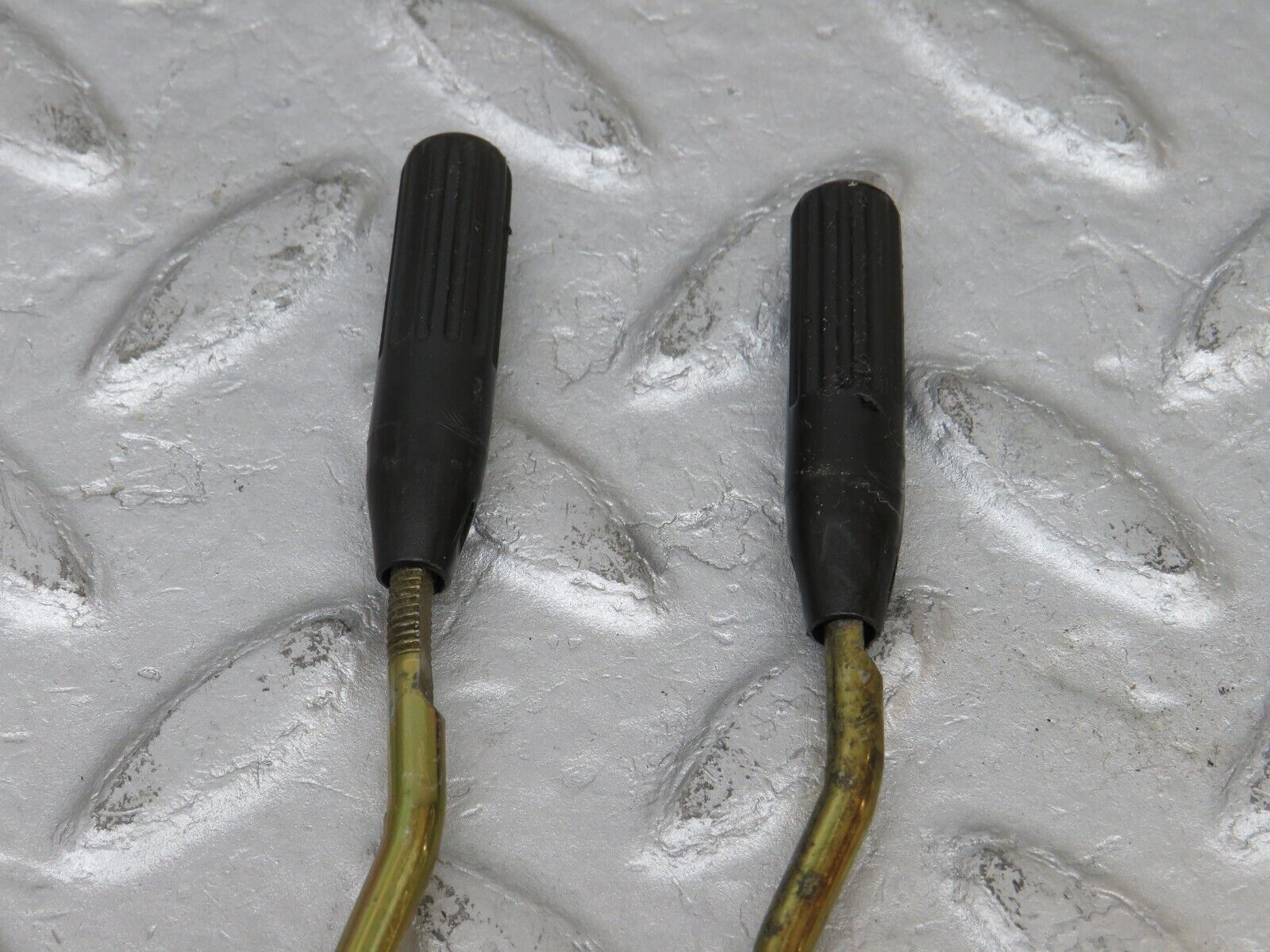 36638 Mercedes-Benz W201 190E 2.0L Front Door Lock Knob Pair