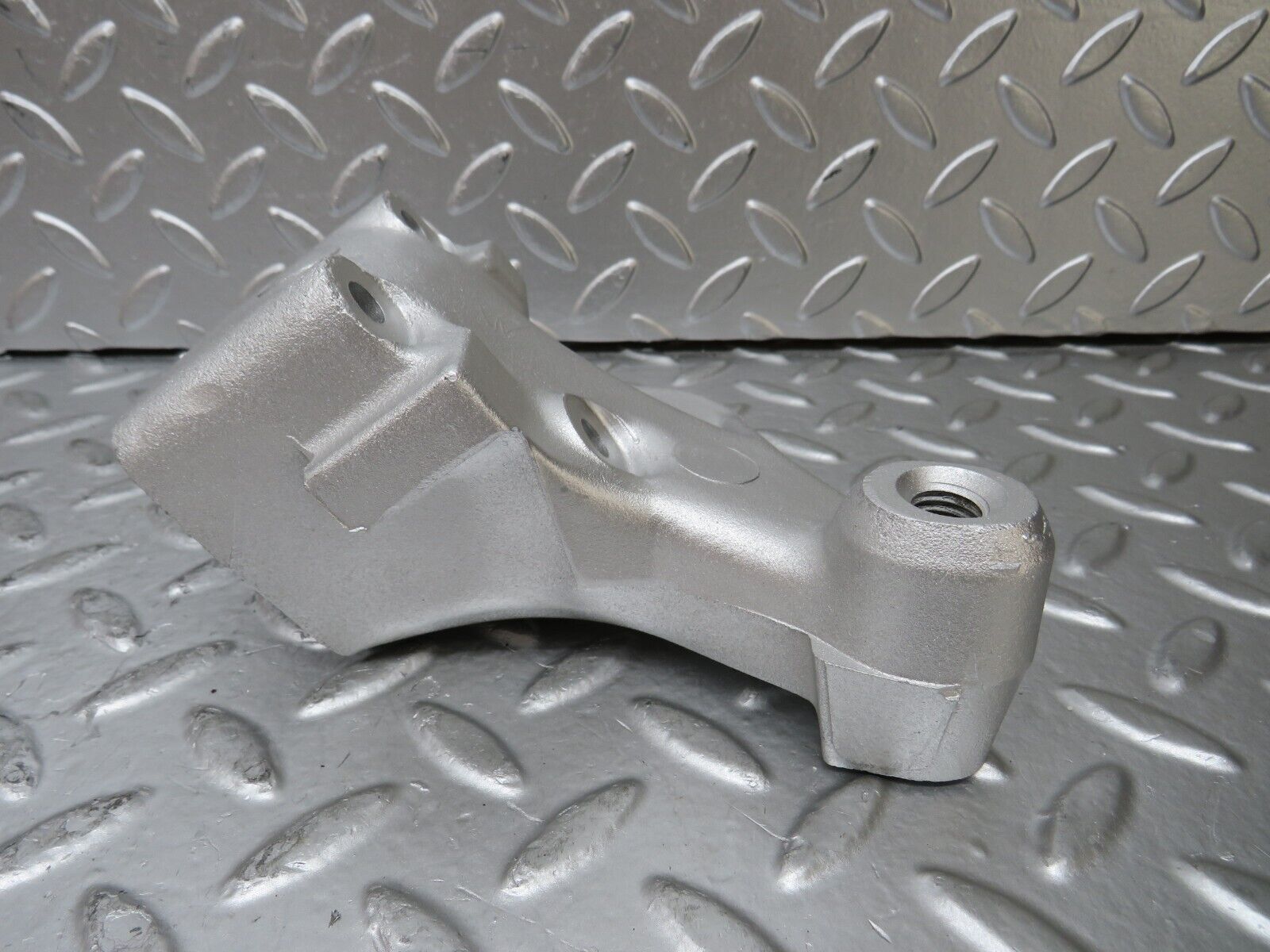 26236 Mercedes-Benz W116 450SE Engine Mount Bracket Right Side 1162232804