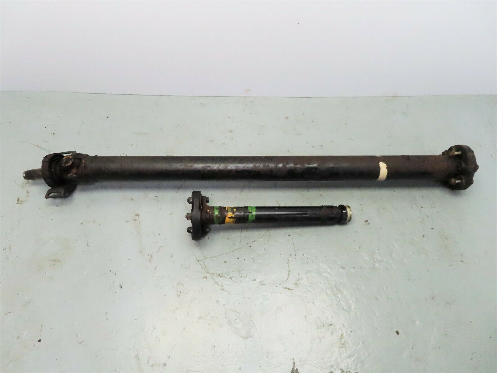 7182 Mercedes-Benz C107 350SLC Coupe Cardan Shaft Prop Shaft