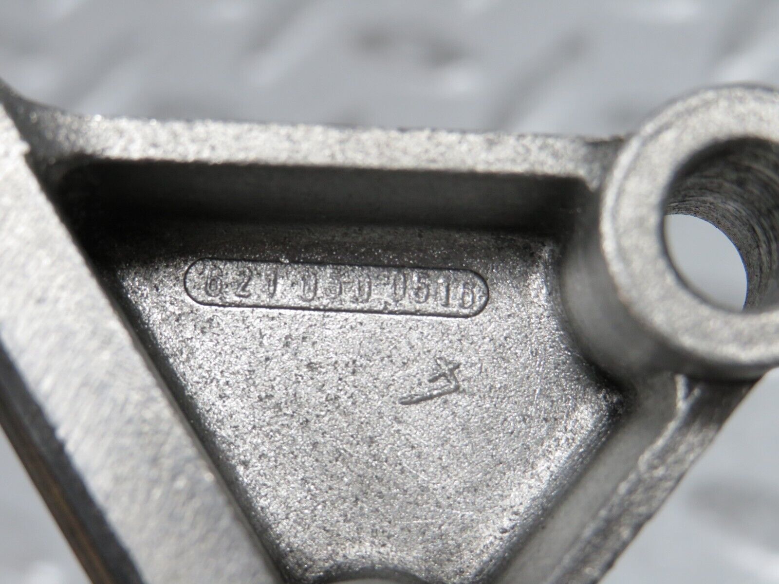 0289 Mercedes-Benz W120 Ponton Timing Chain Sliding Rail Guide 6210500516