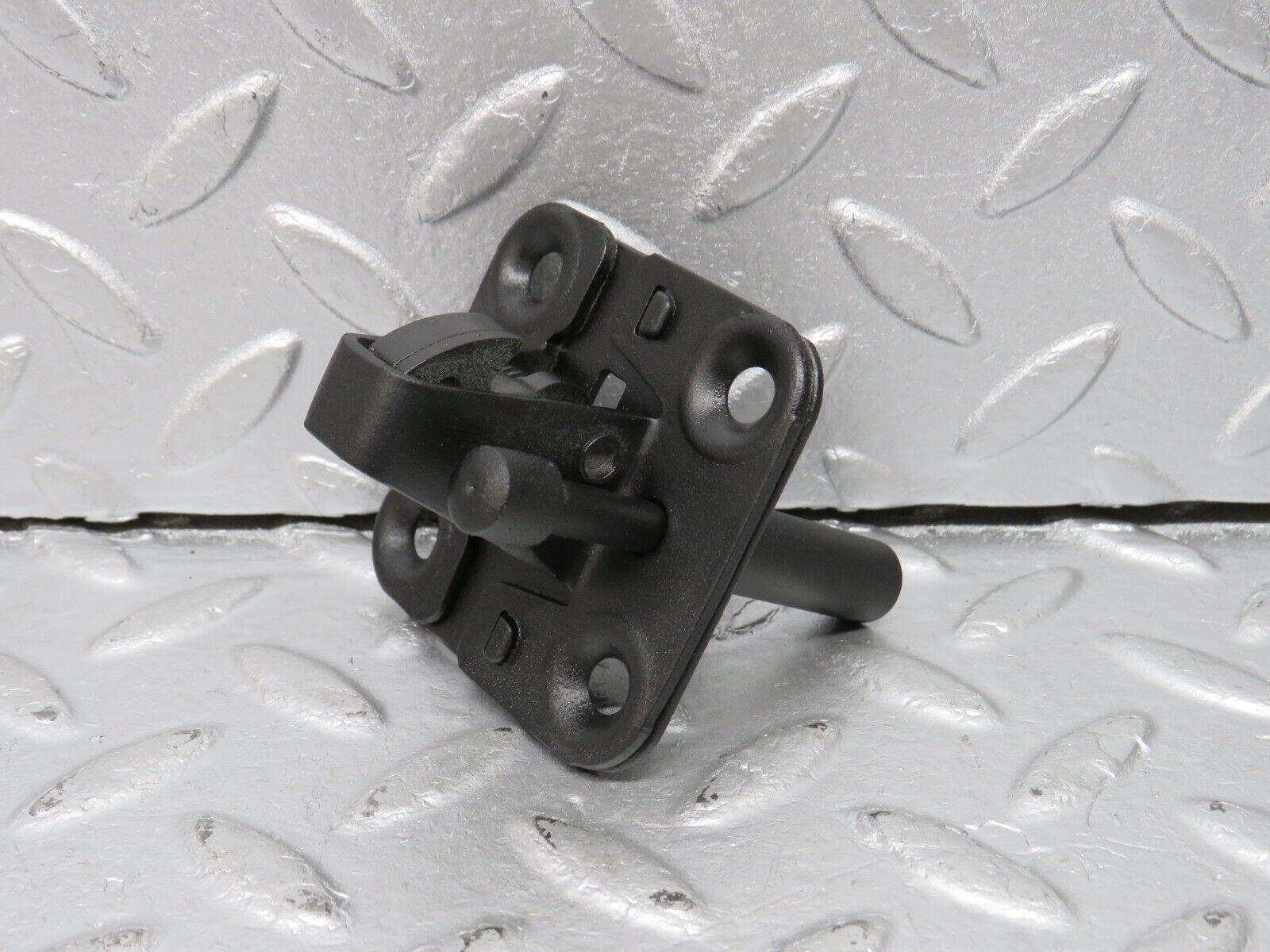 40536 Mercedes-Benz W123 300D Bonnet Lock Latch