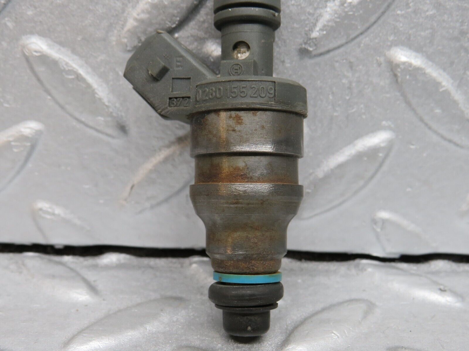 38655 Mercedes-Benz R129 280SL Coupe Fuel Injector Bosch 0000787323 0280155209